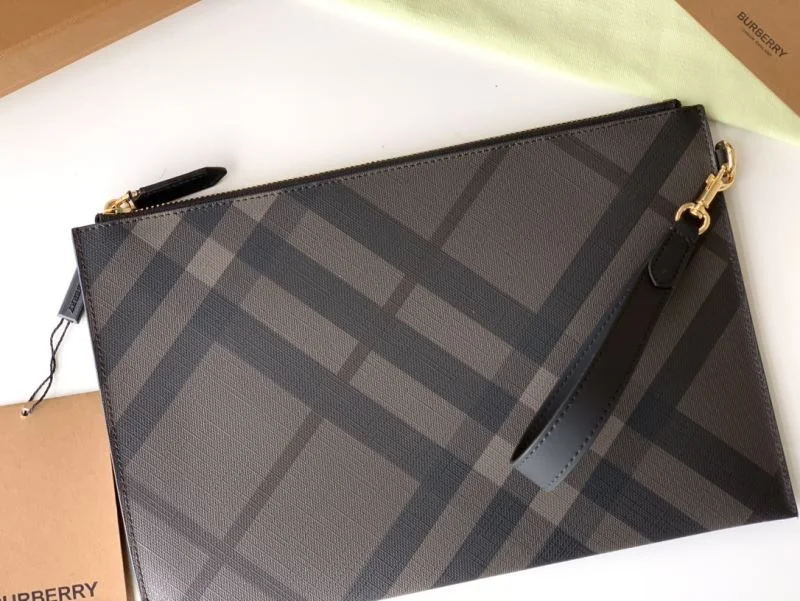 ModernLook Burberry Clutch Bags 38124