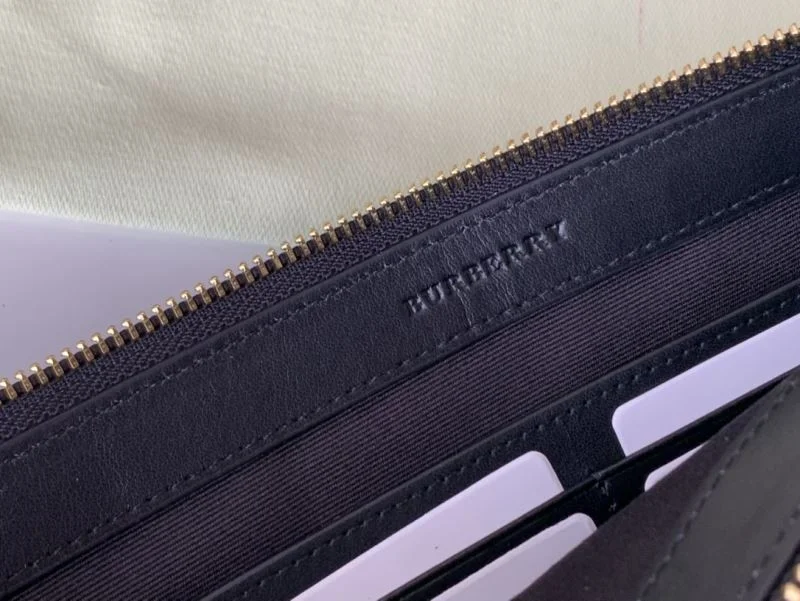 ModernLook Burberry Clutch Bags 38124