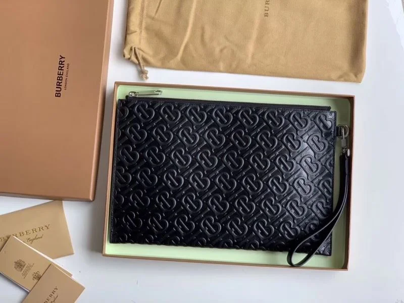 Stretchable Burberry Clutch Bags 38123