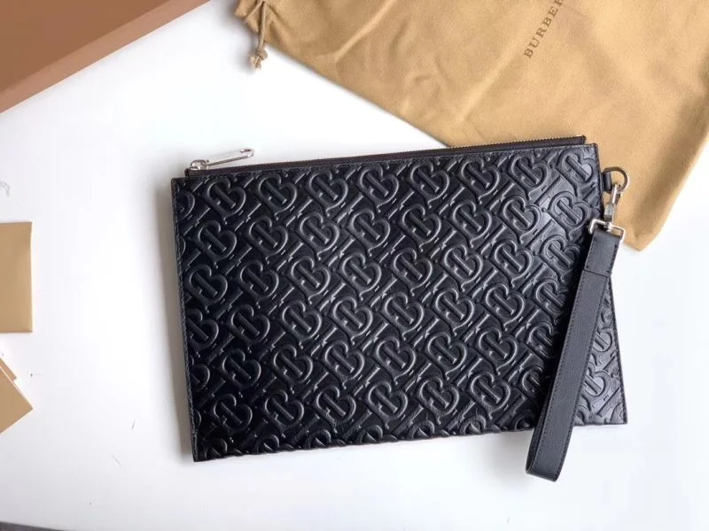 Stretchable Burberry Clutch Bags 38123