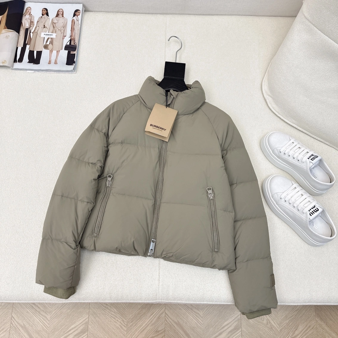 Sleek Burberry Down Jackets 106170
