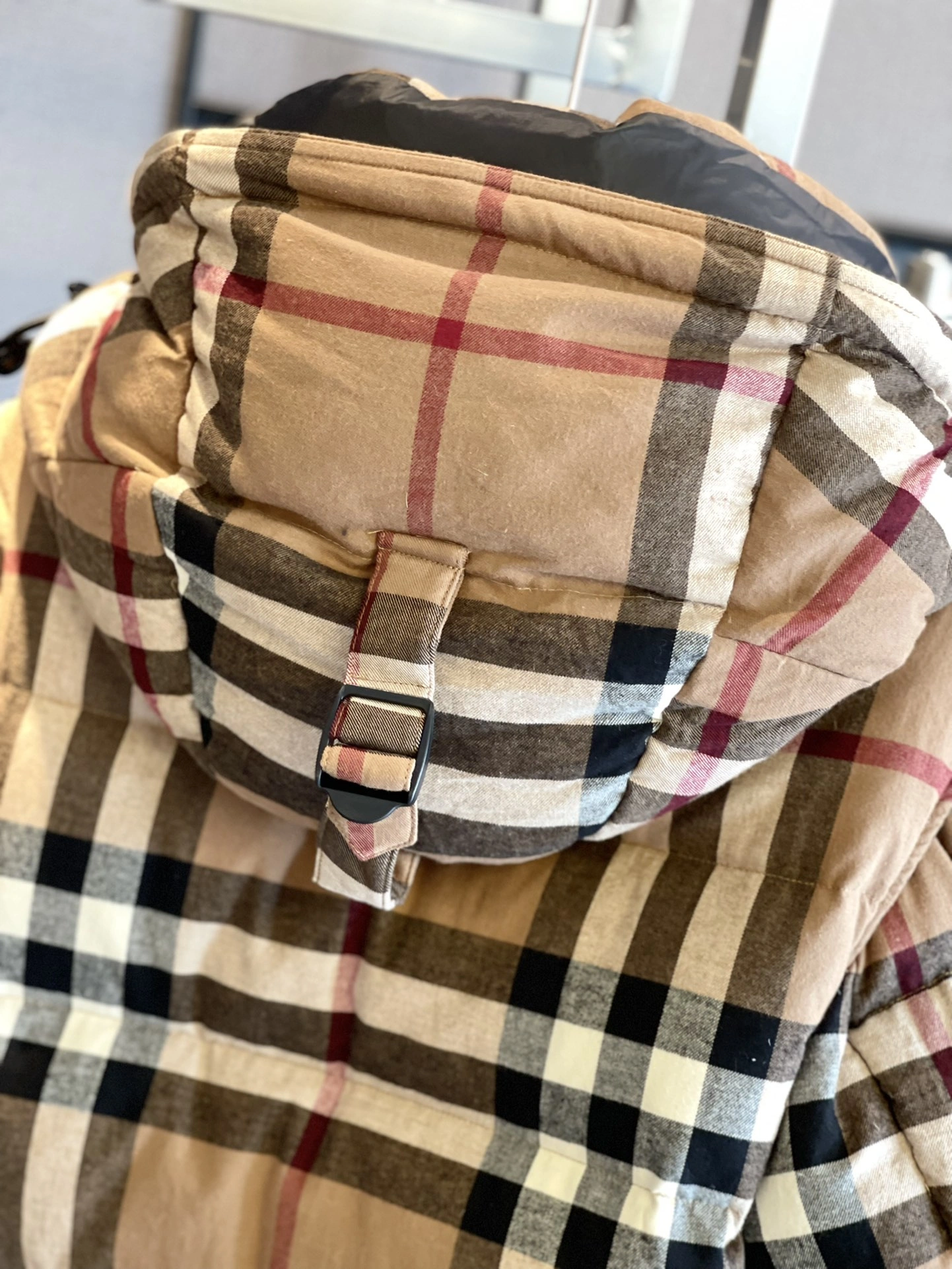 EyeCatching Burberry Down Jackets 106172