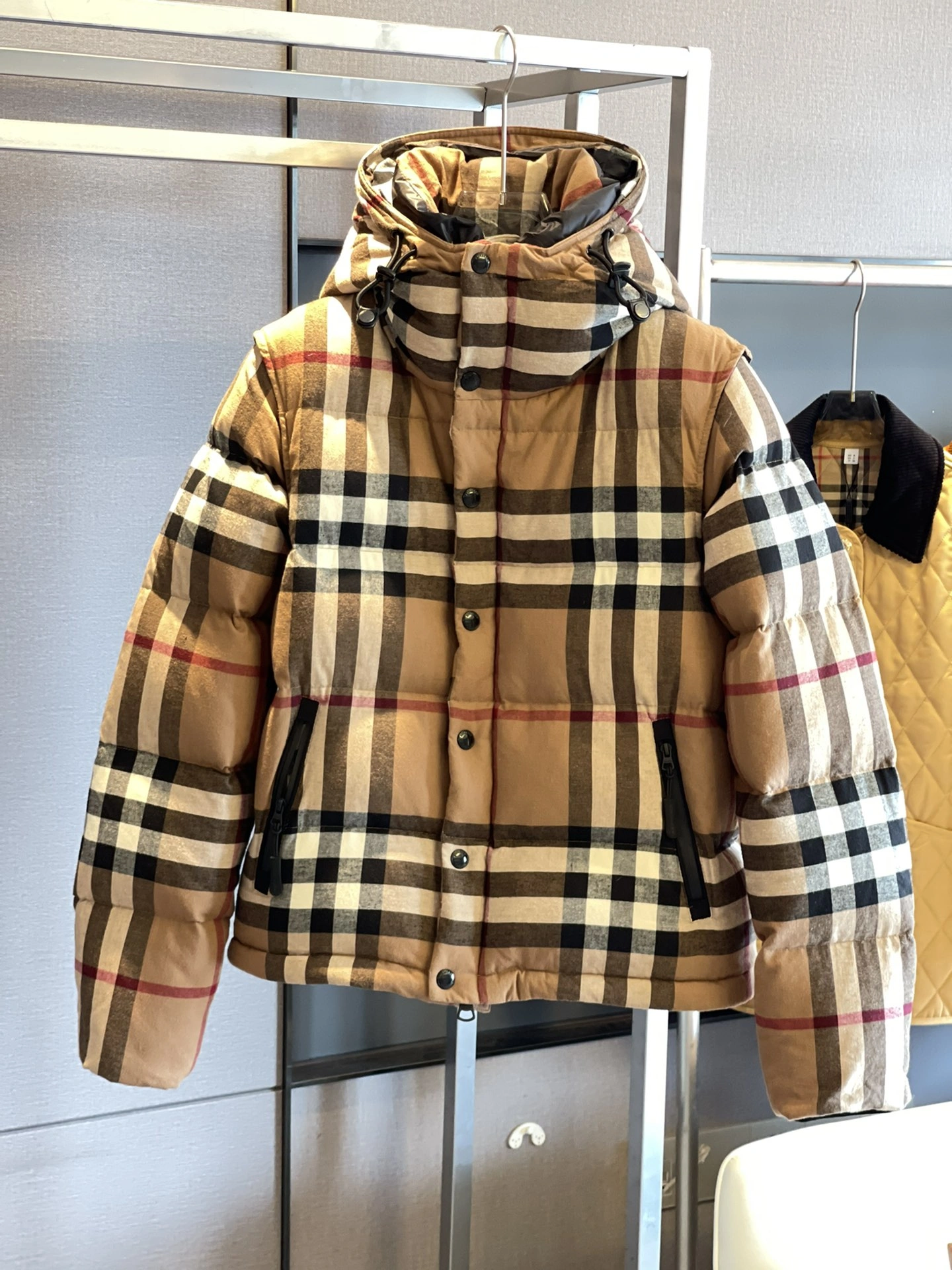 Burberry Down Jackets Affordable 106173