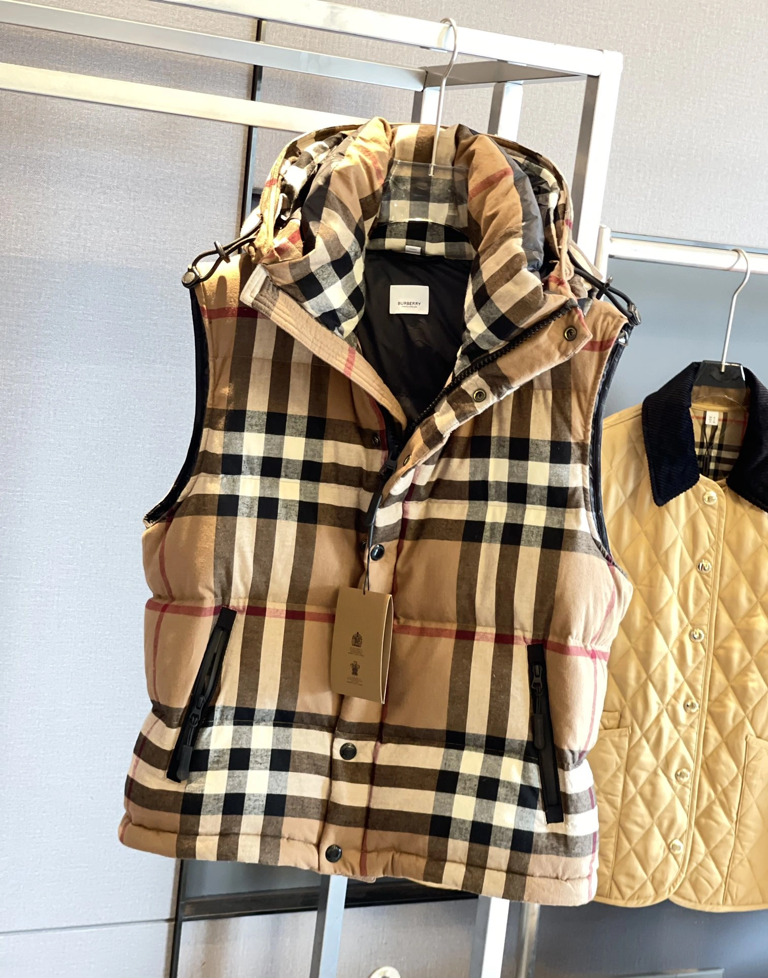Burberry Down Jackets Affordable 106173