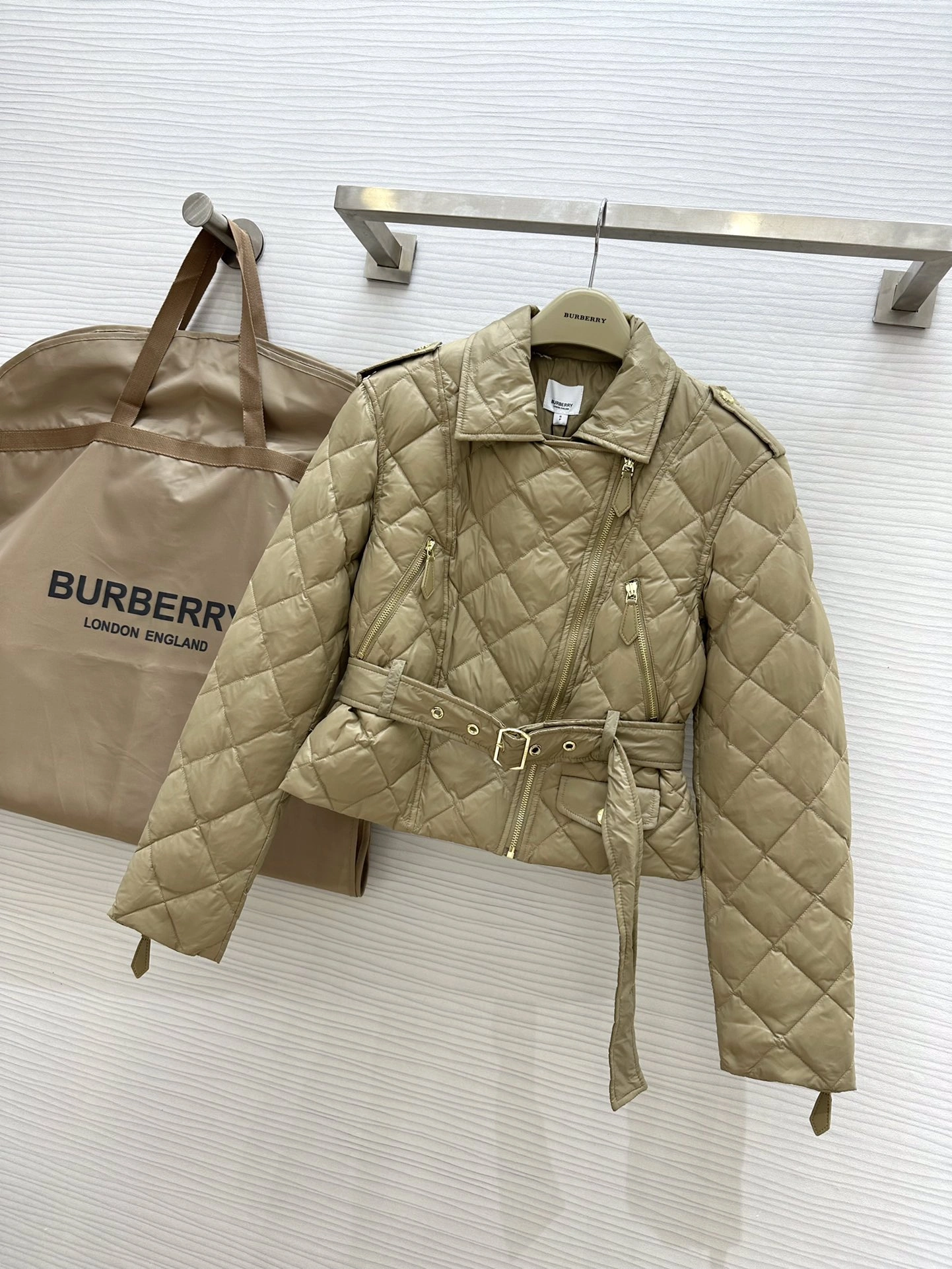 Youthful Burberry Down Jackets 106168