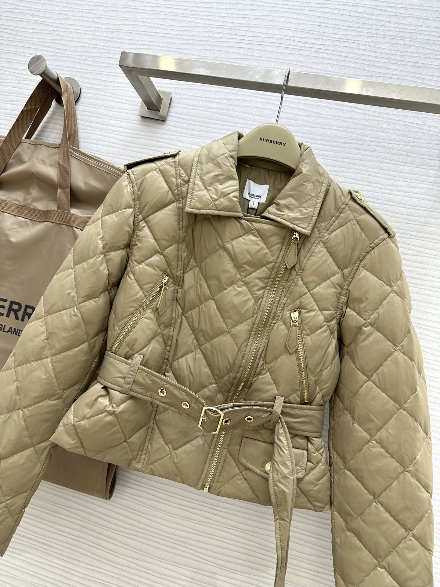 Youthful Burberry Down Jackets 106168