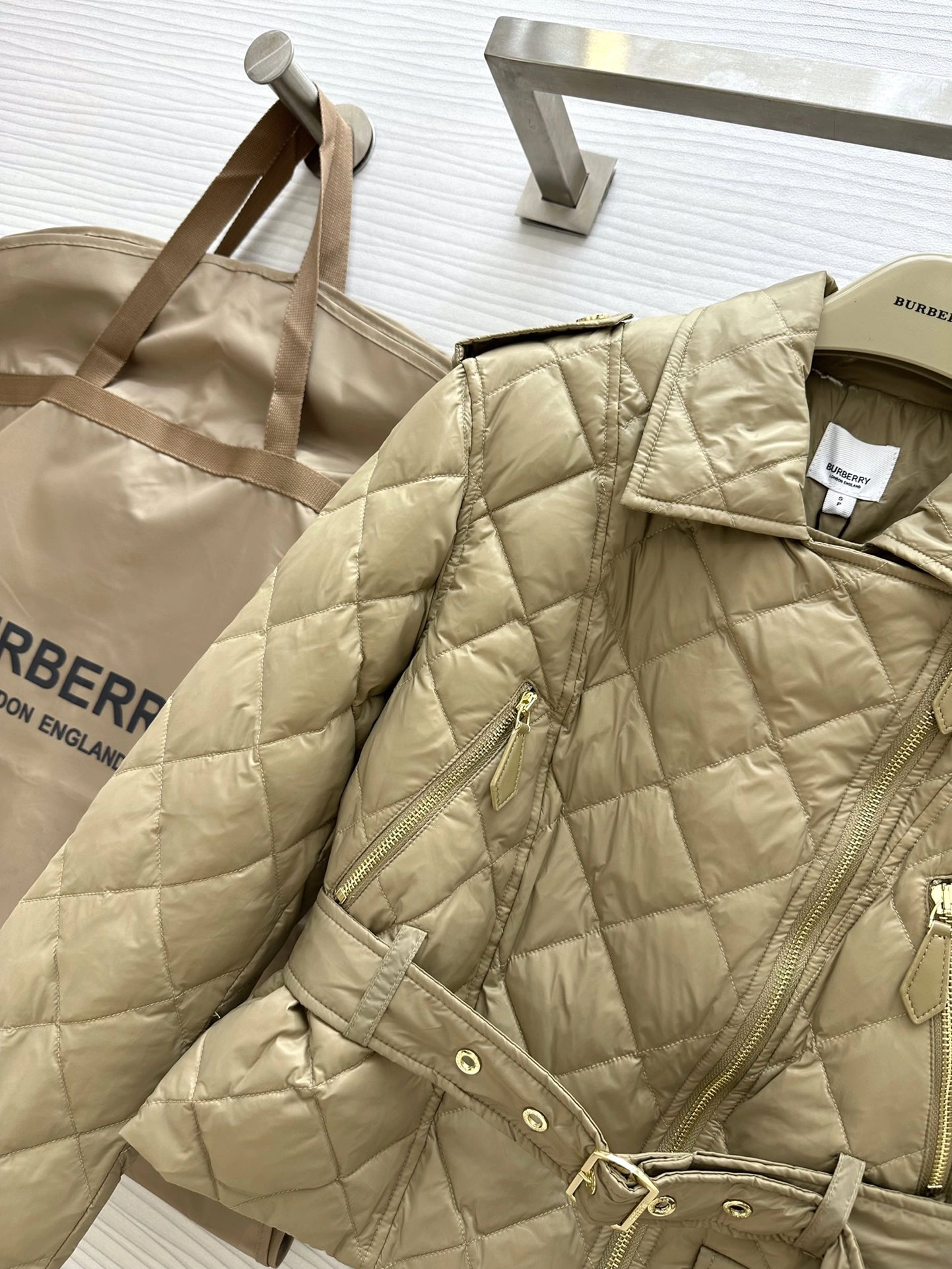 Youthful Burberry Down Jackets 106168