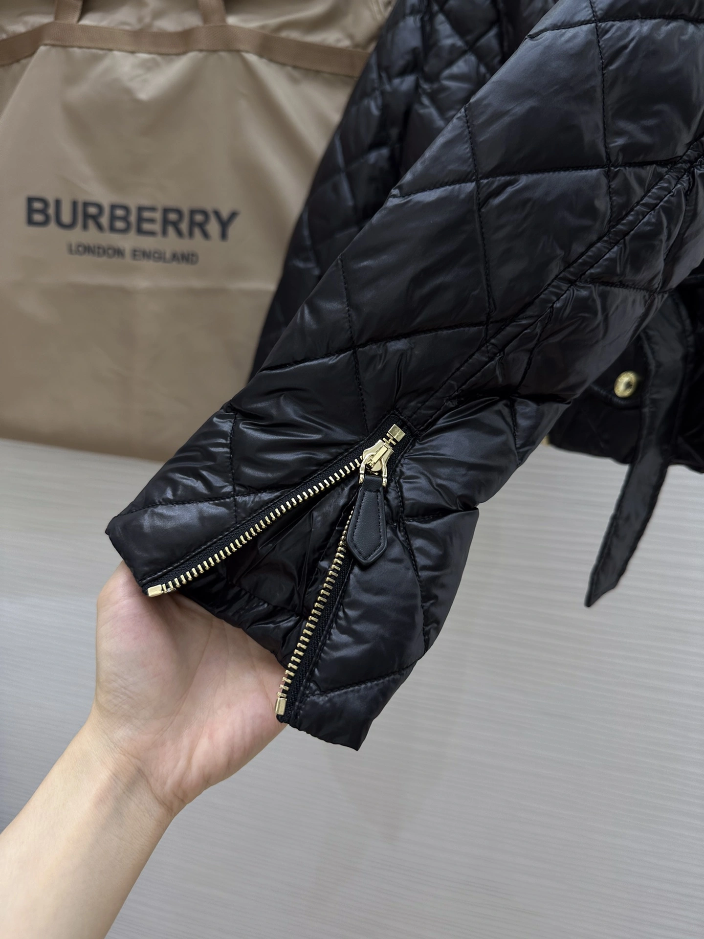 Lightweight Burberry Down Jackets 106165