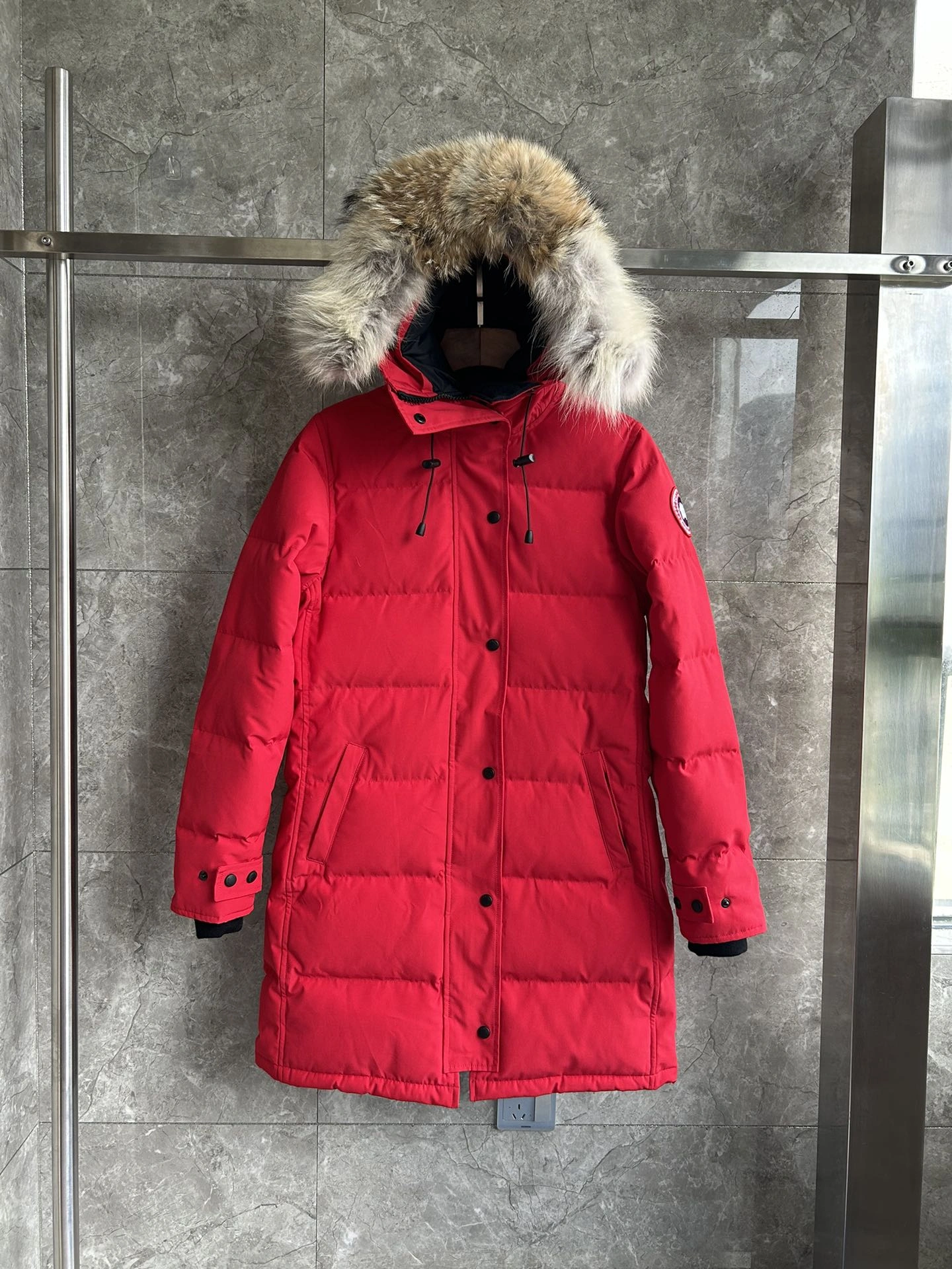 Sleek Burberry Down Jackets 106163