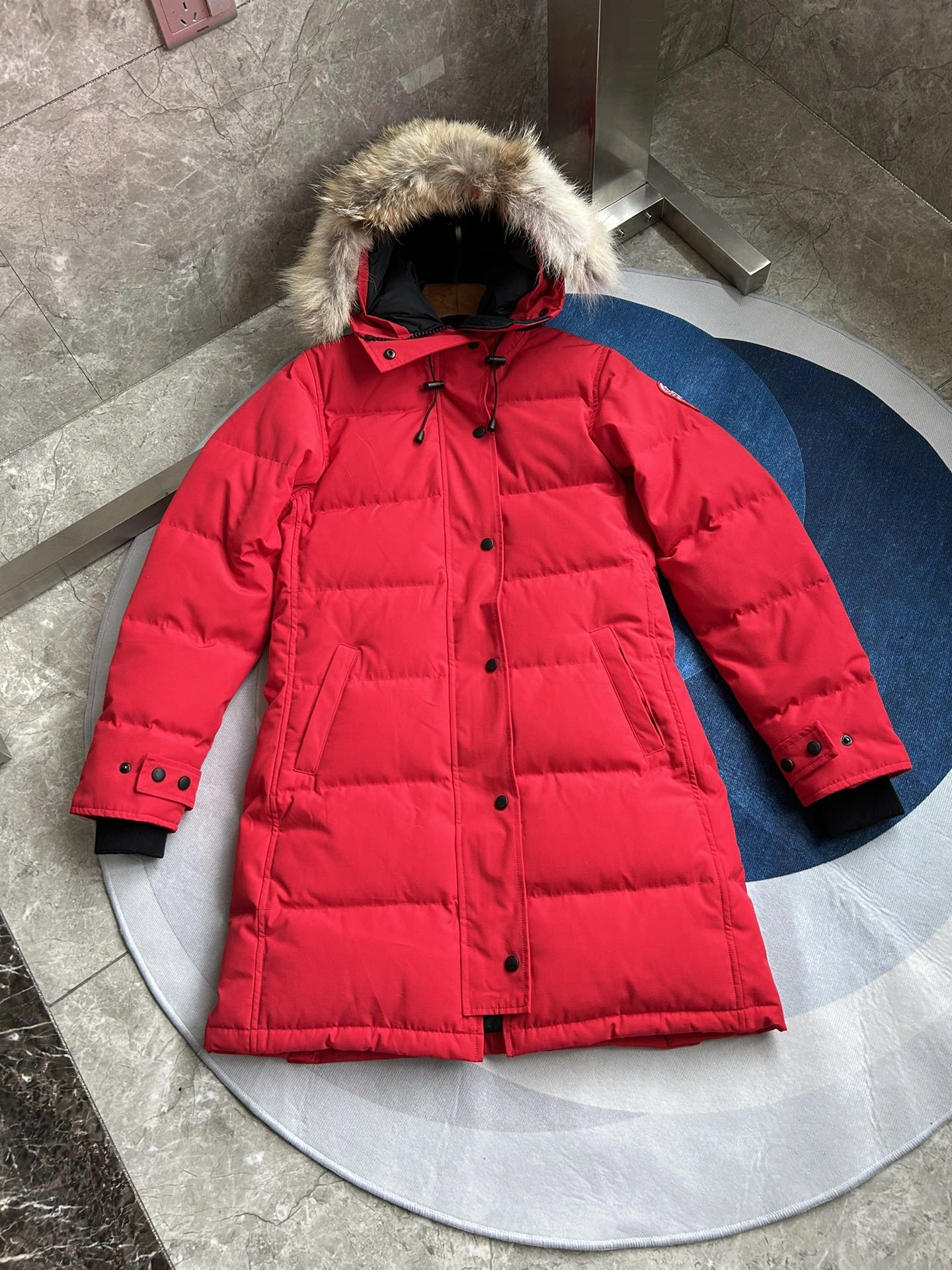 Sleek Burberry Down Jackets 106163