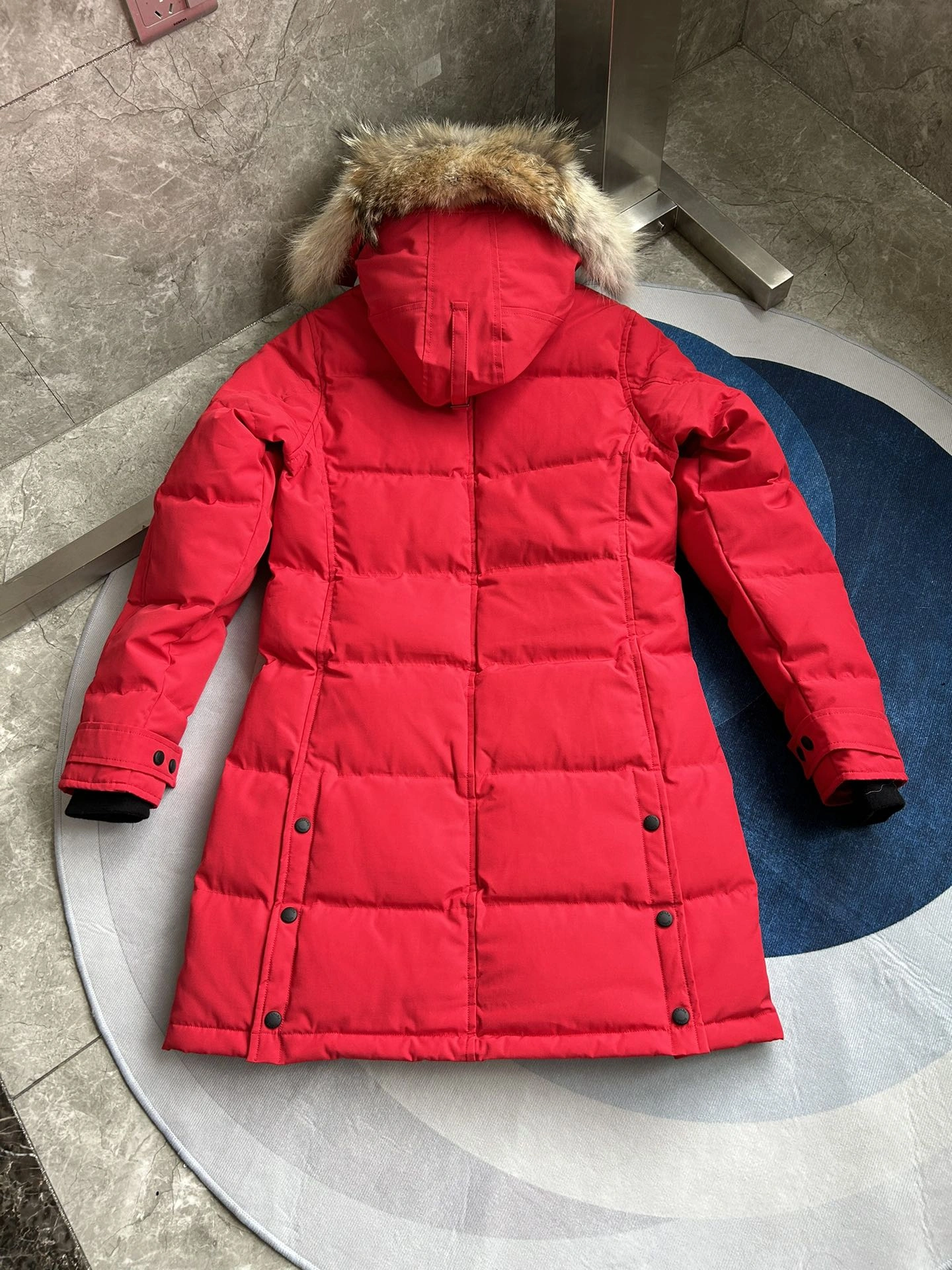 Sleek Burberry Down Jackets 106163