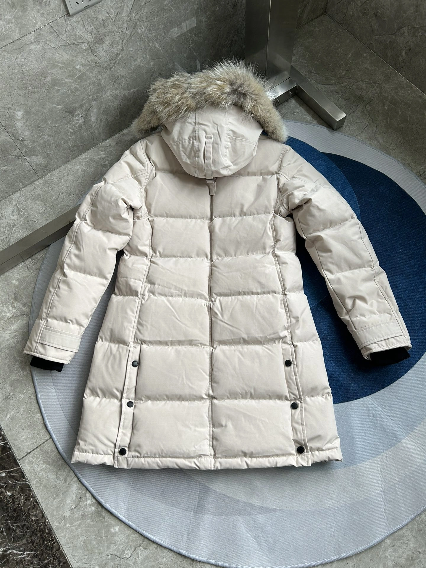 Elegant Burberry Down Jackets 106158