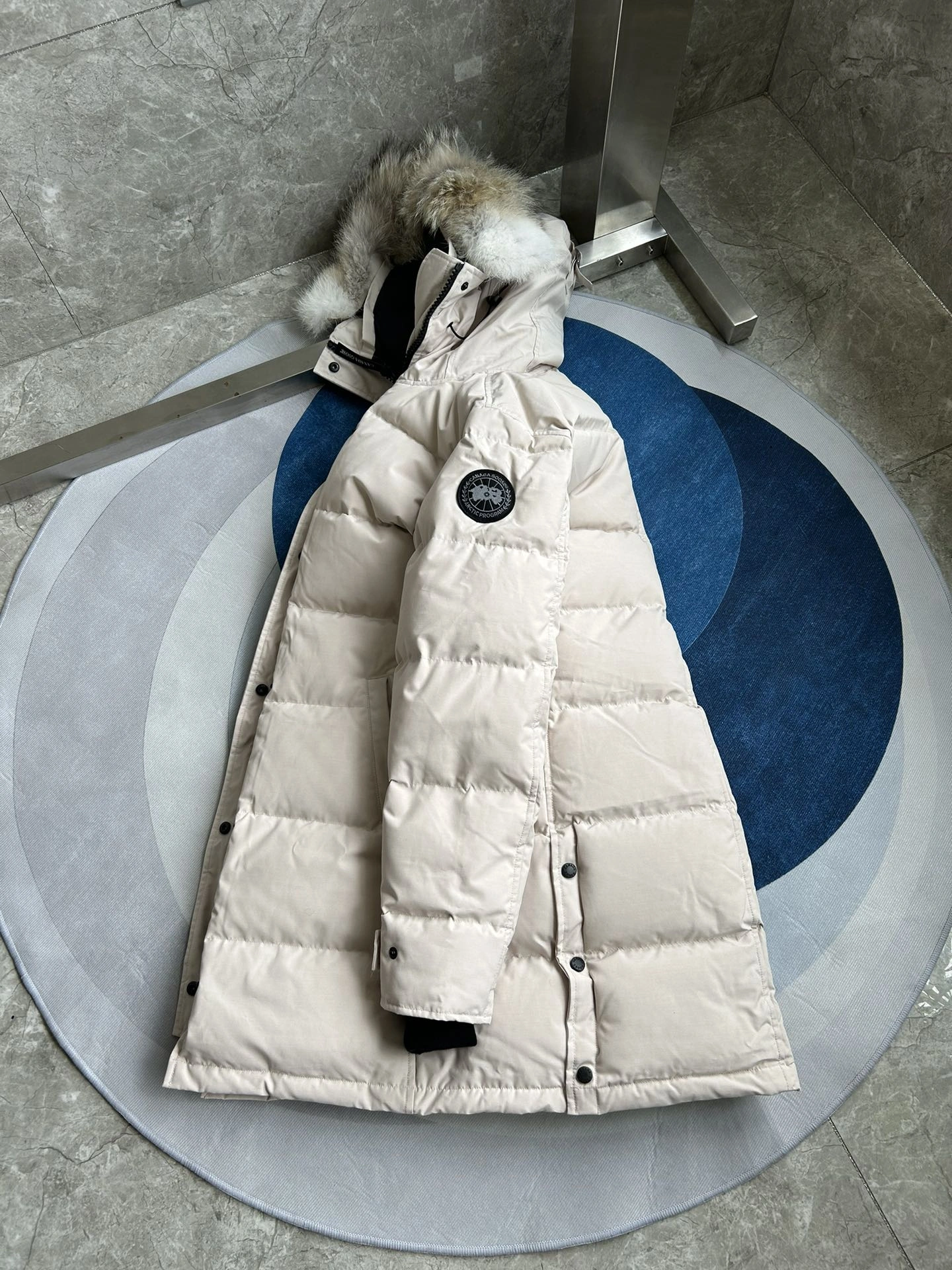 Elegant Burberry Down Jackets 106158
