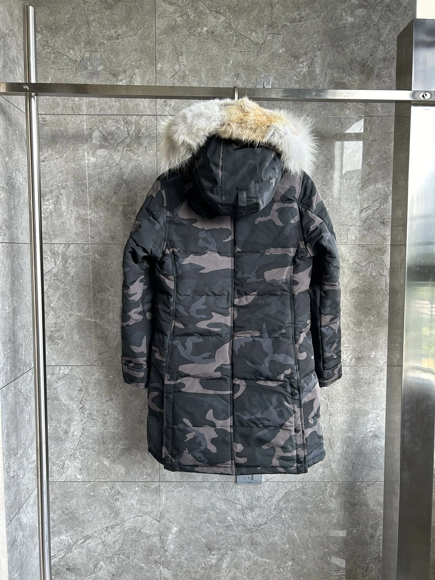 Breathable Burberry Down Jackets 106155