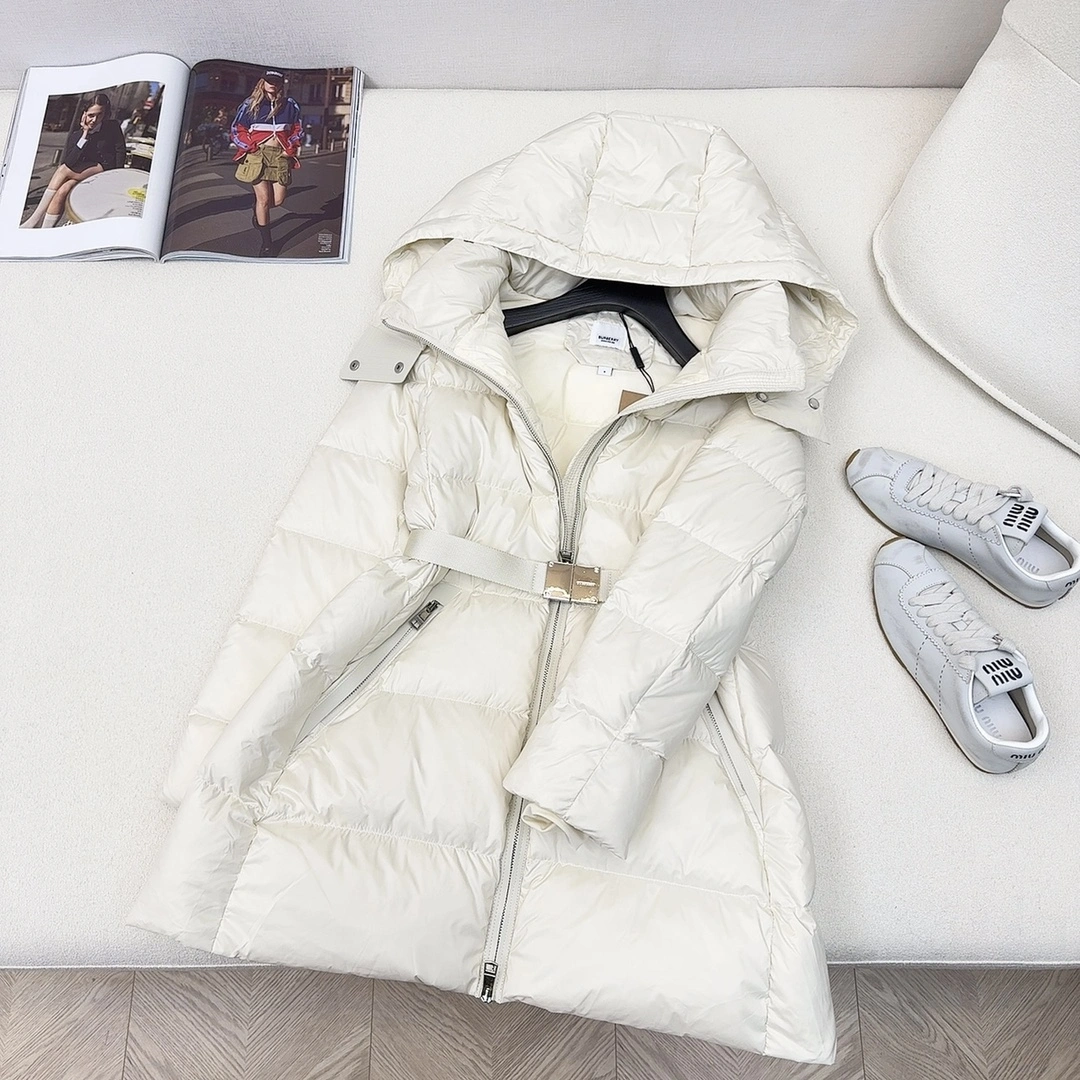 Burberry Down Jackets Sporty 106137