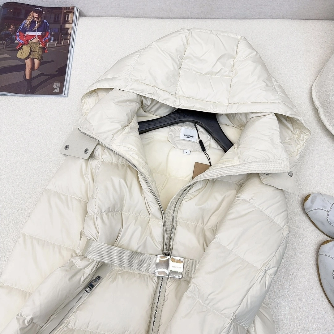 Burberry Down Jackets Sporty 106137