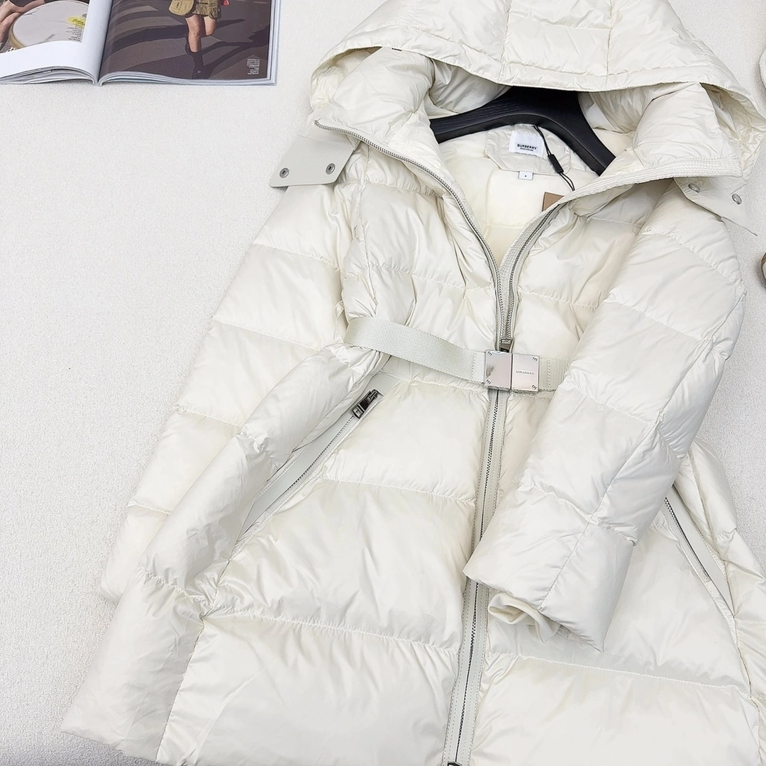 Burberry Down Jackets Sporty 106137