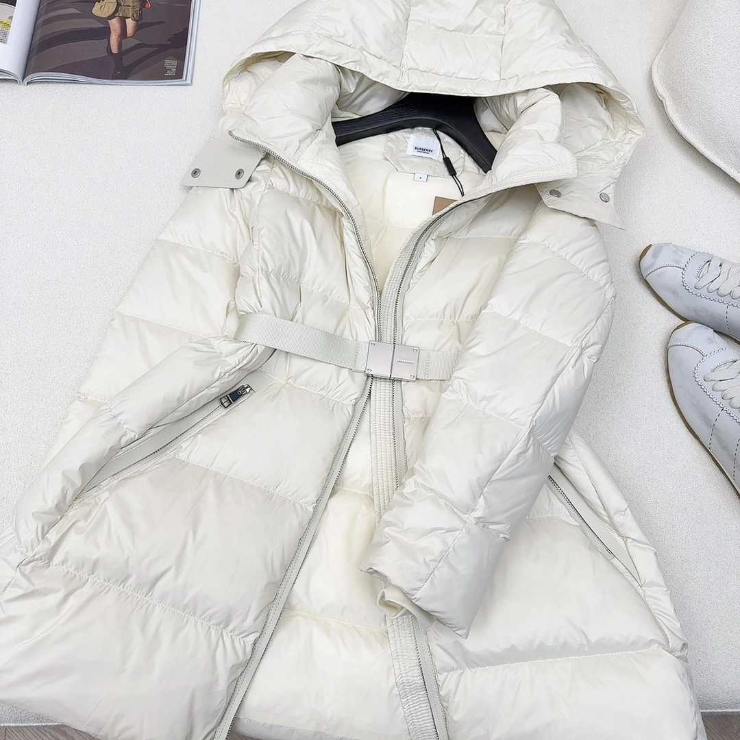 Burberry Down Jackets Sporty 106137