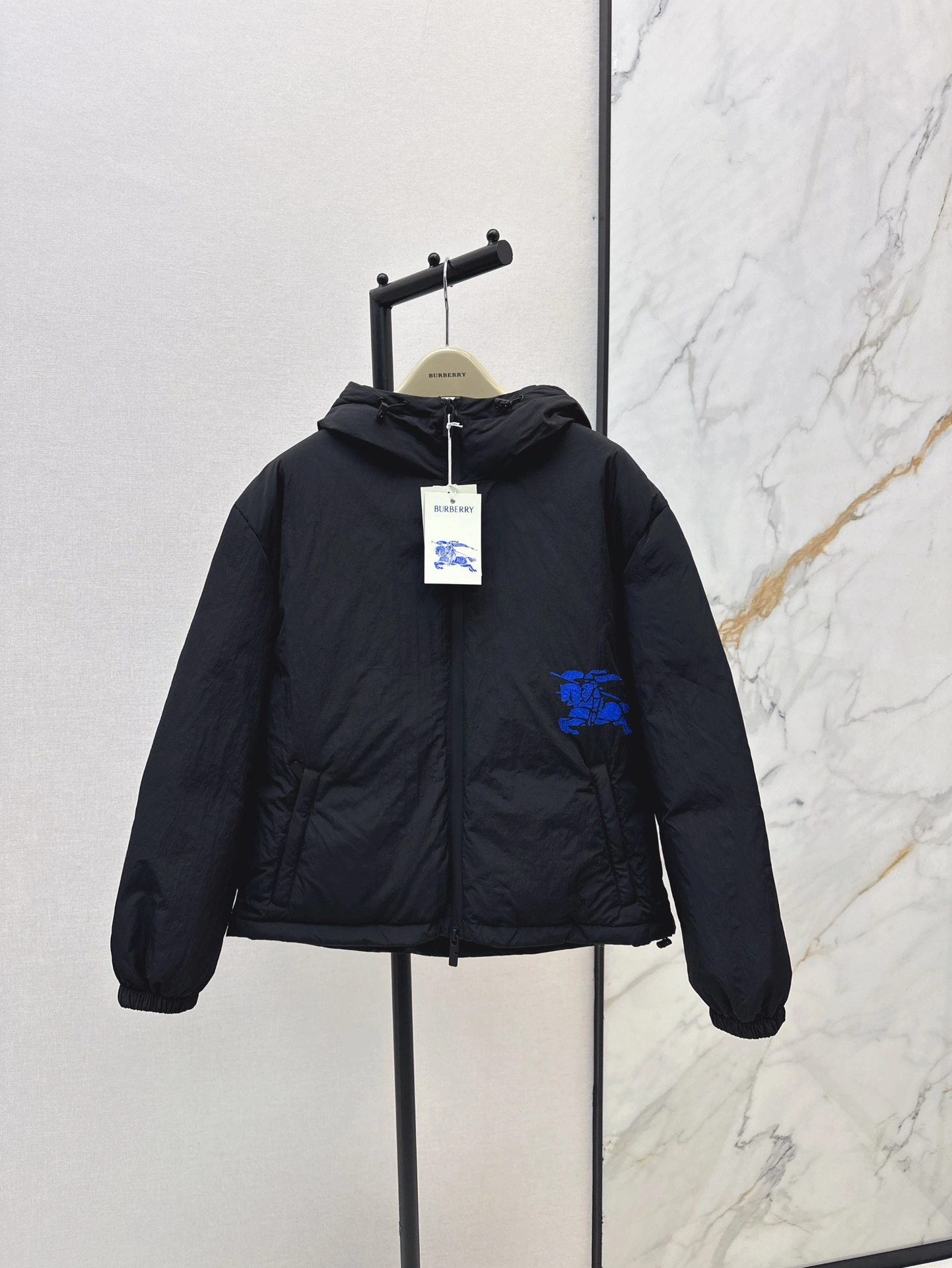 Classic Burberry Down Jackets 106141