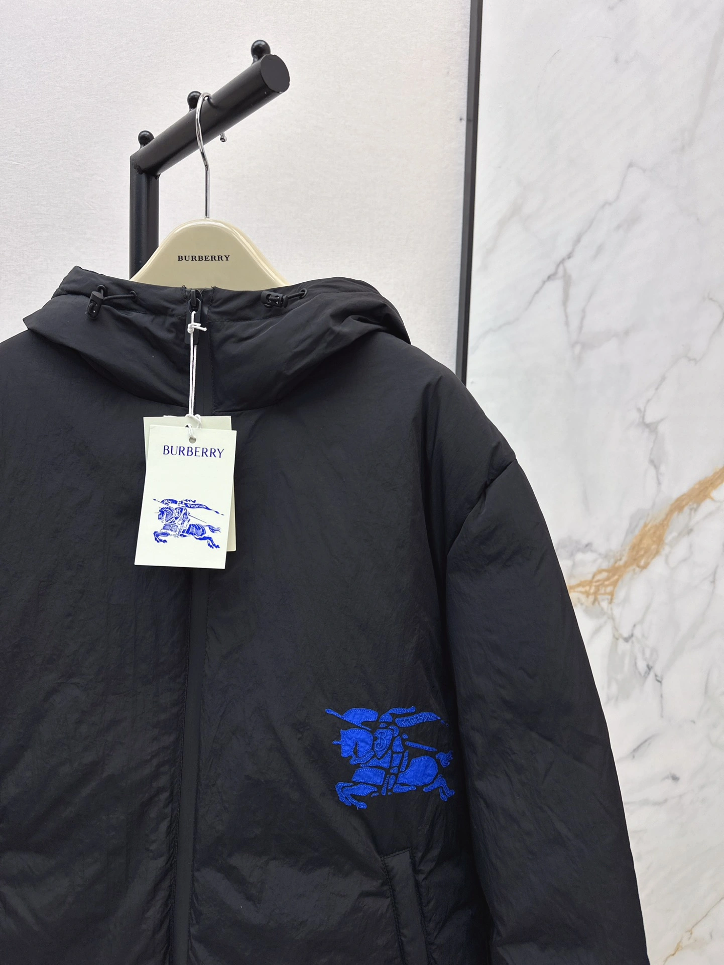Classic Burberry Down Jackets 106141
