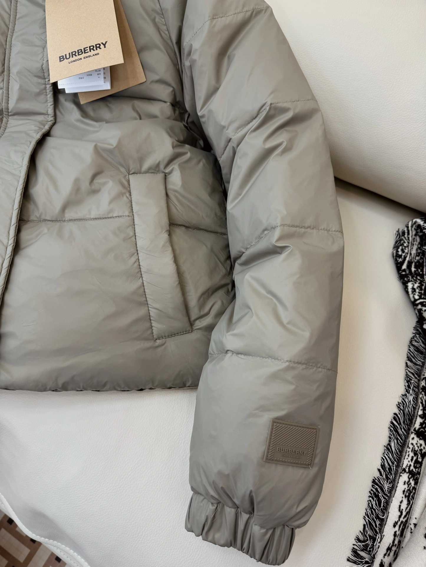 Burberry Down Jackets OnTrend 106140