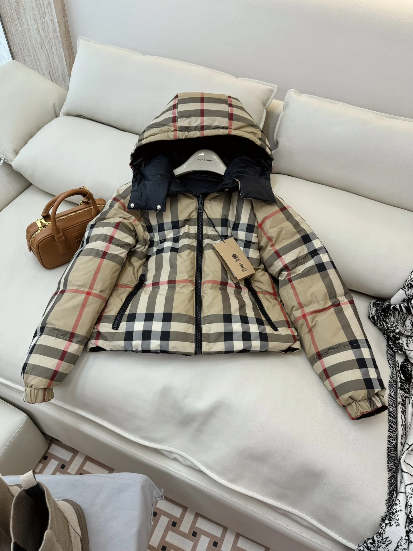 Burberry Down Jackets Trendy 106139