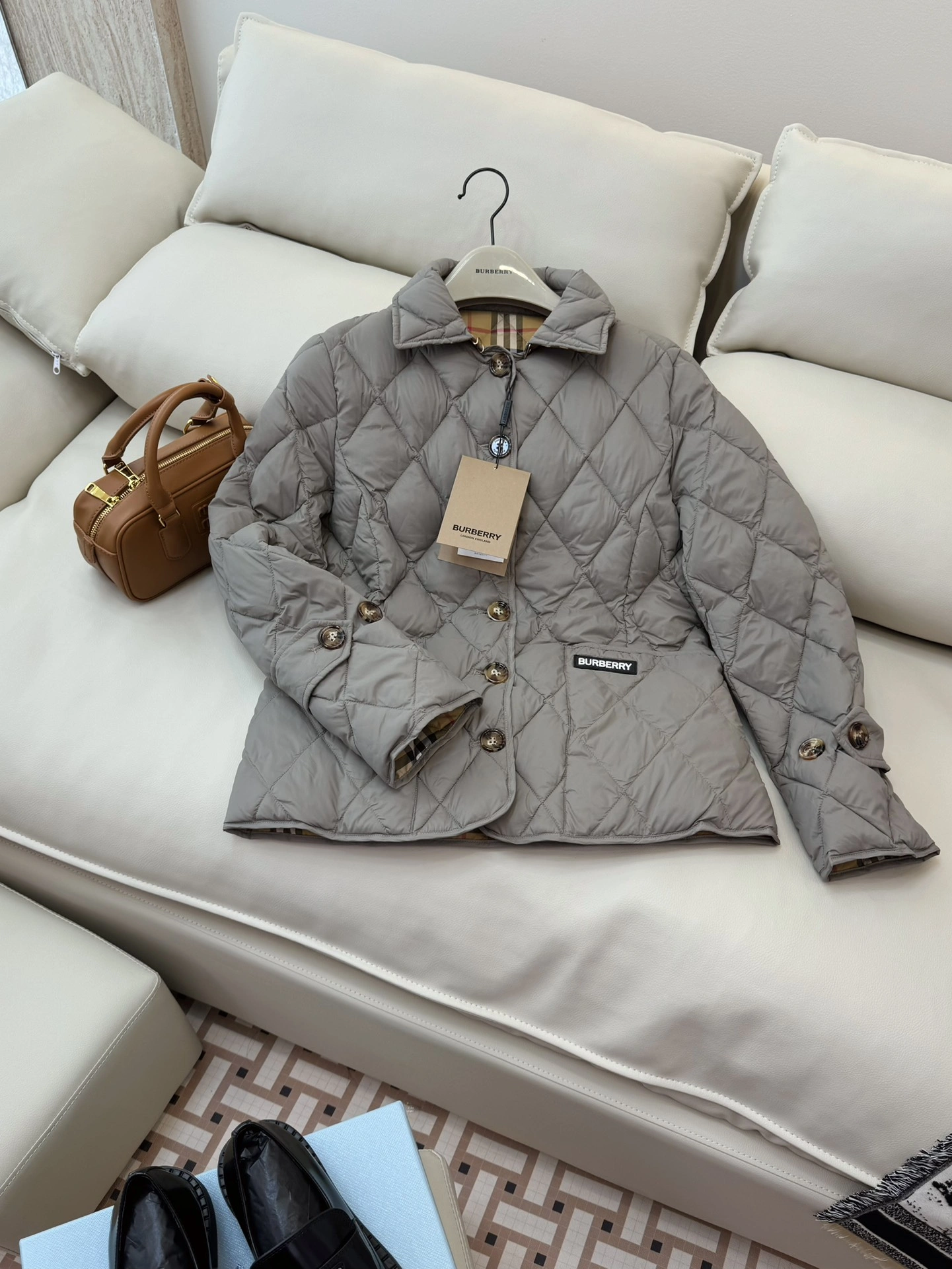 Burberry Down Jackets ModernLook 106131