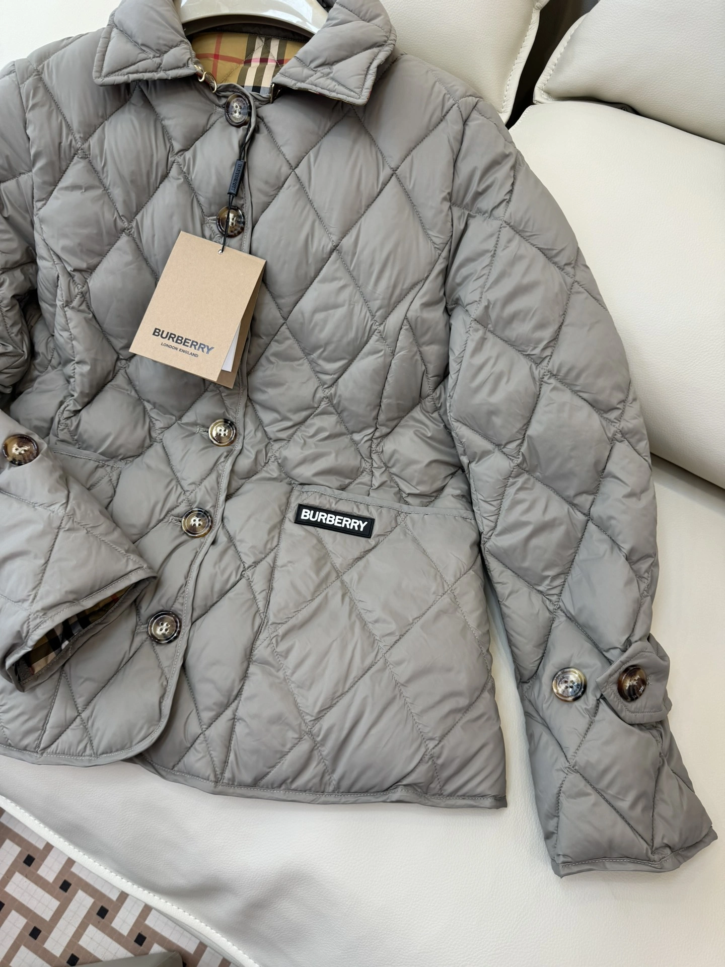 Burberry Down Jackets ModernLook 106131