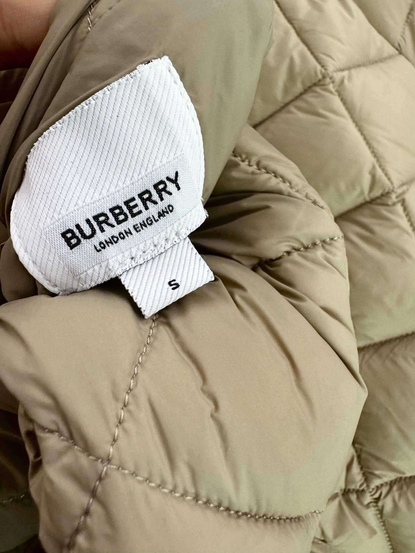 Chic Burberry Down Jackets 106175