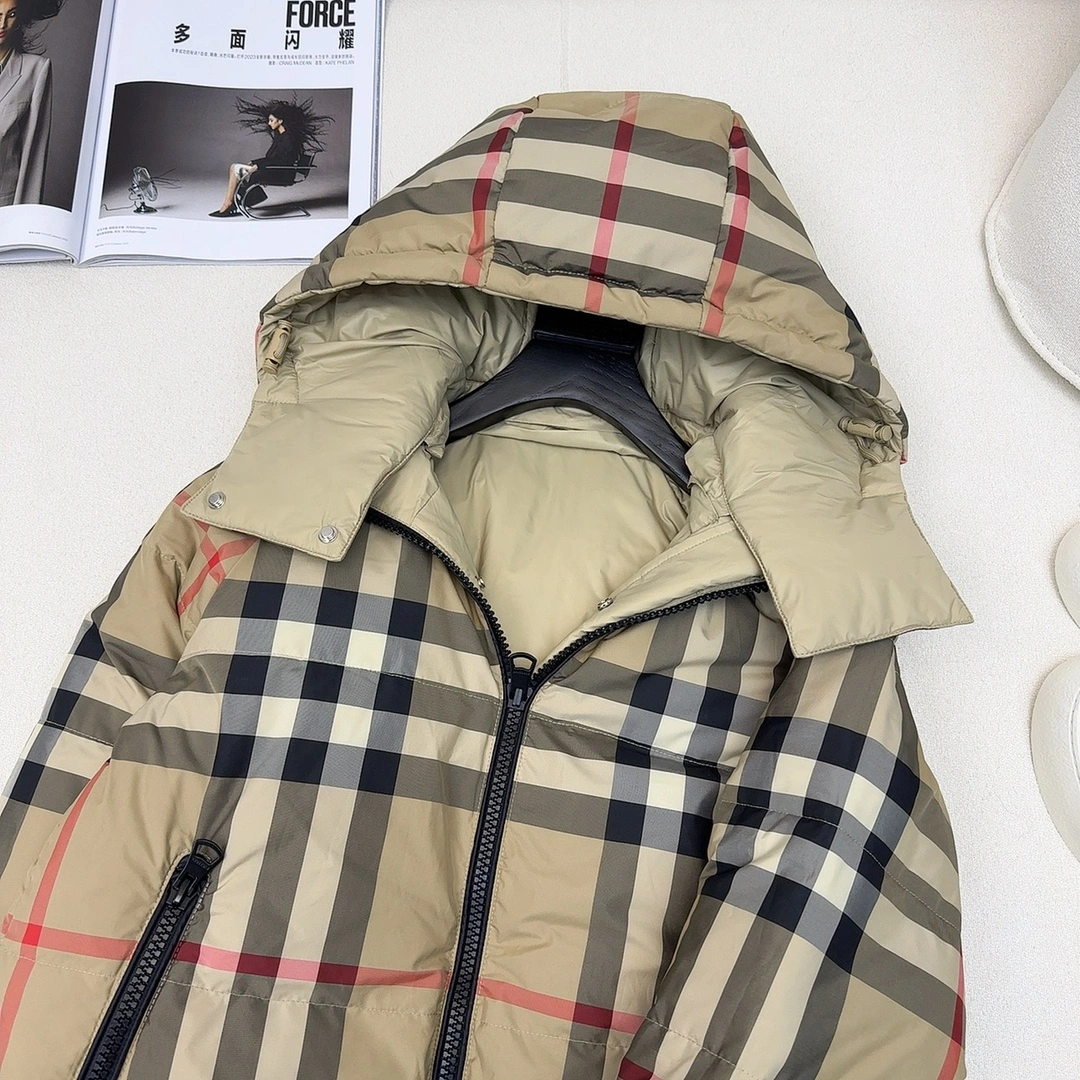 Breathable Burberry Down Jackets 106123
