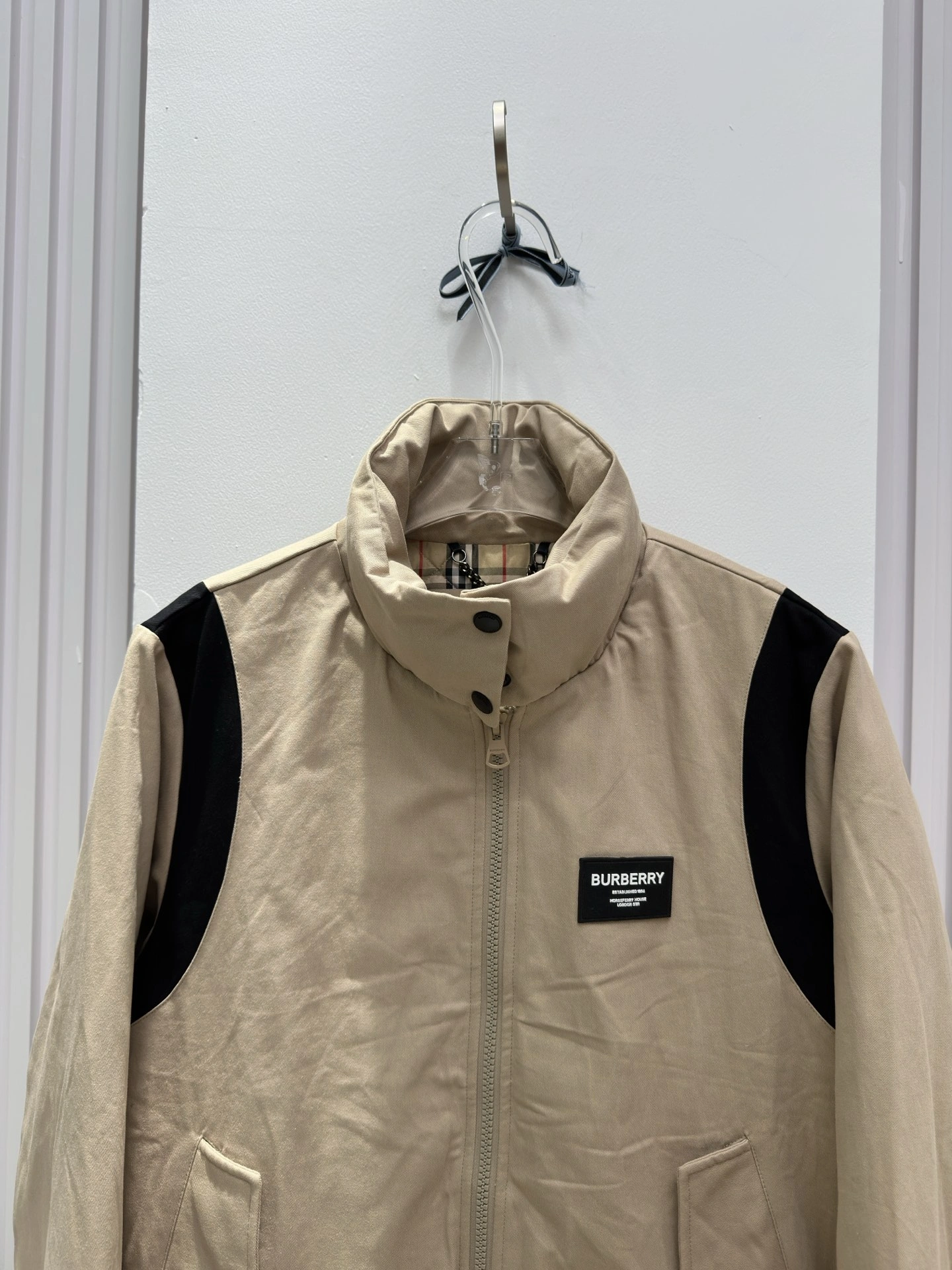 OnTrend Burberry Down Jackets 106112