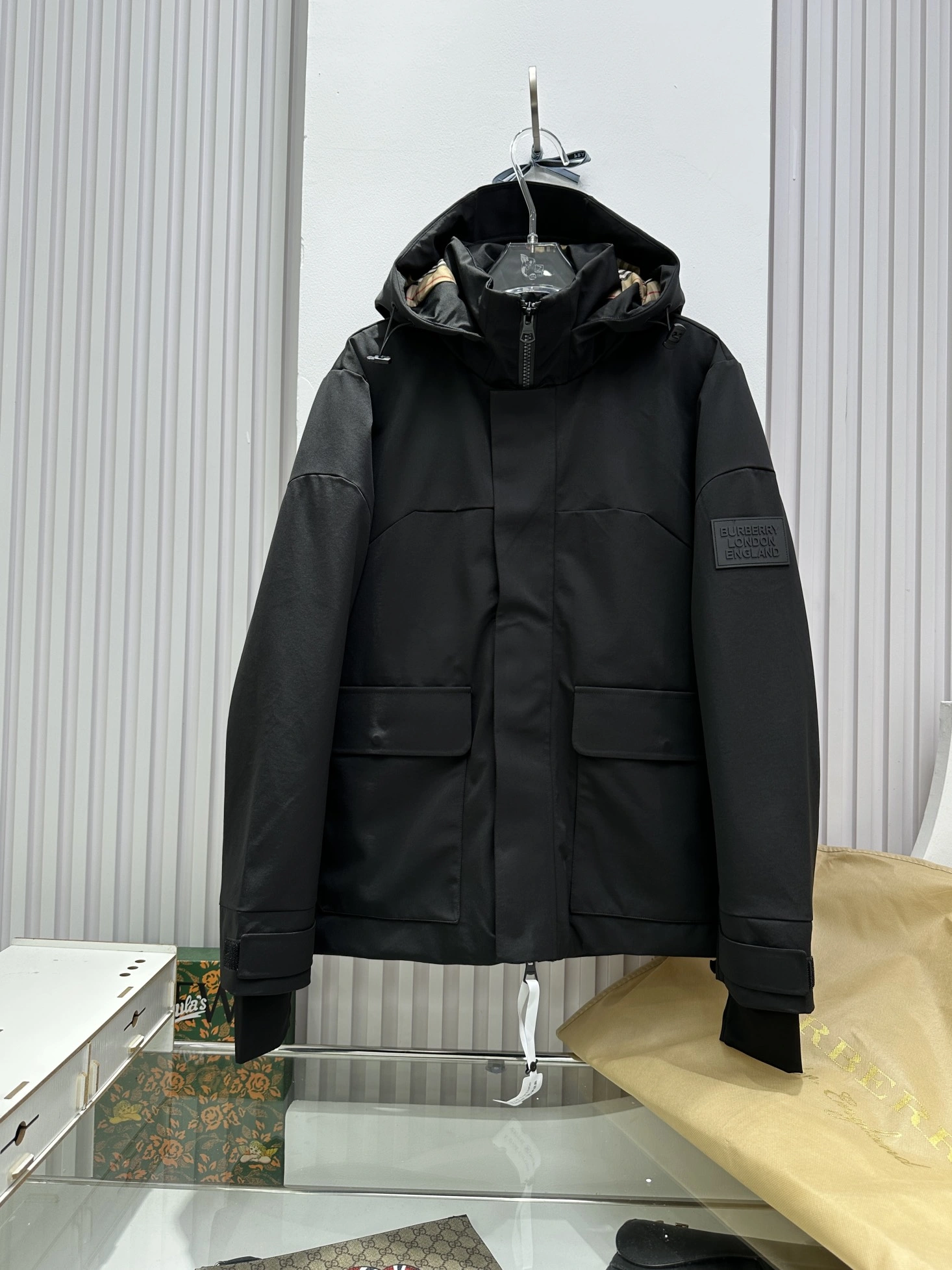 Bold Burberry Down Jackets 106159