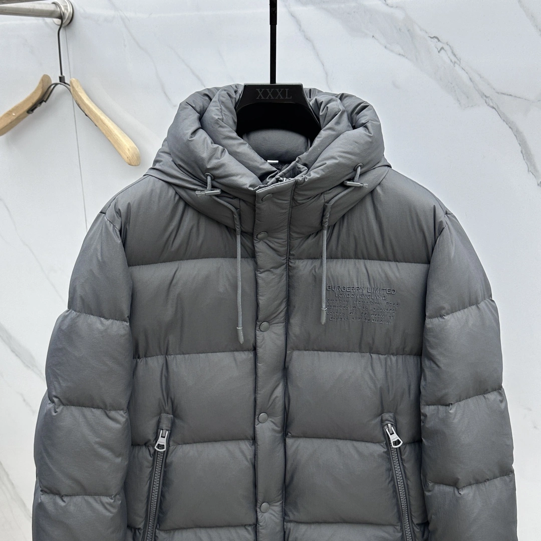 Functional Burberry Down Jackets 106111