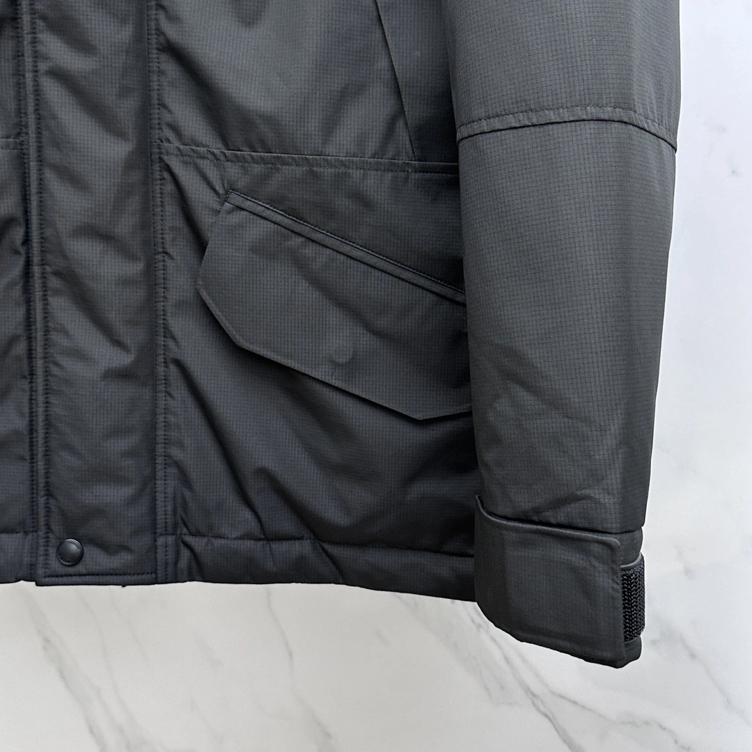 AllSeason Burberry Down Jackets 106100