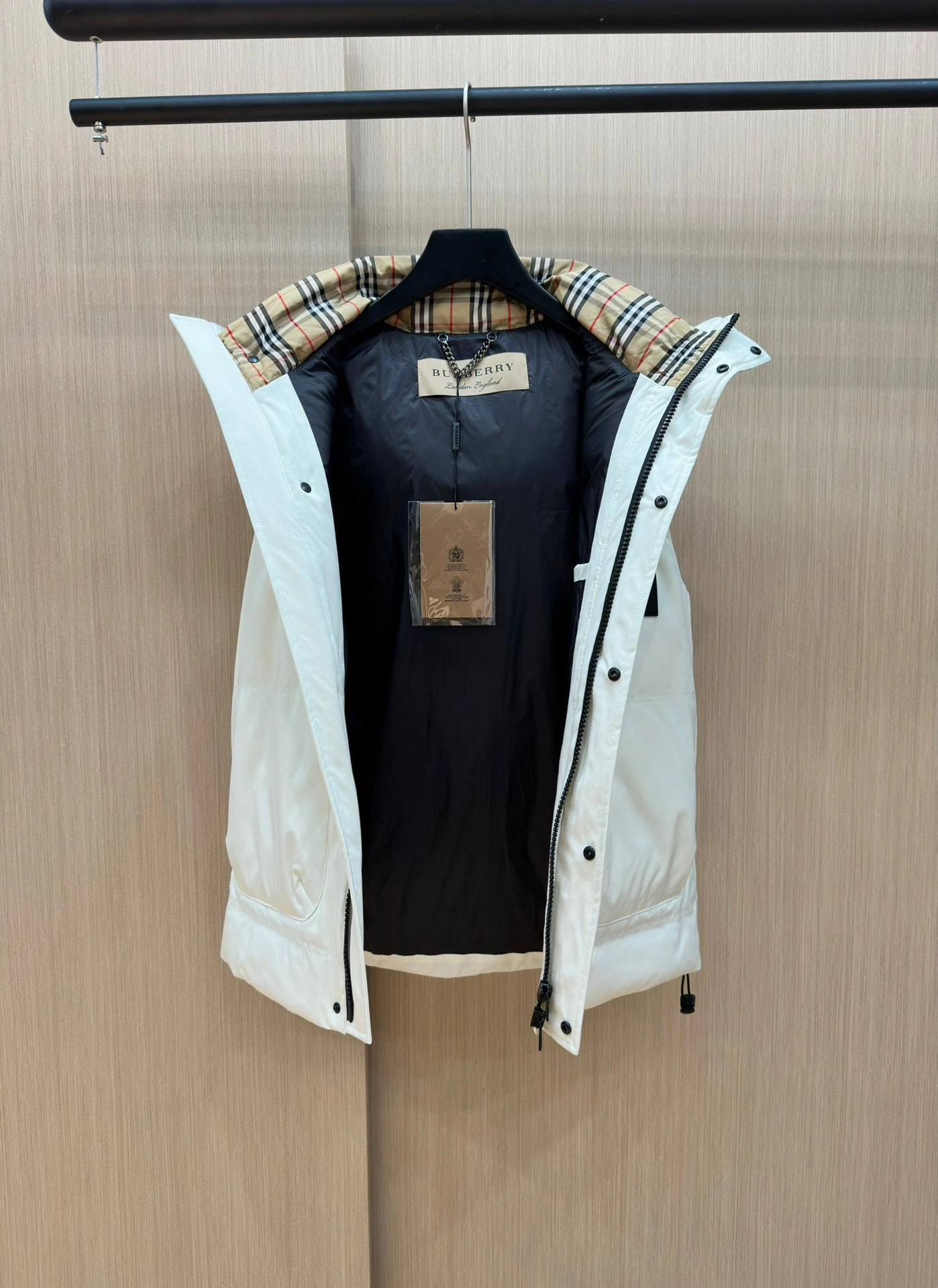 Burberry Down Jackets OdorResistant 106105