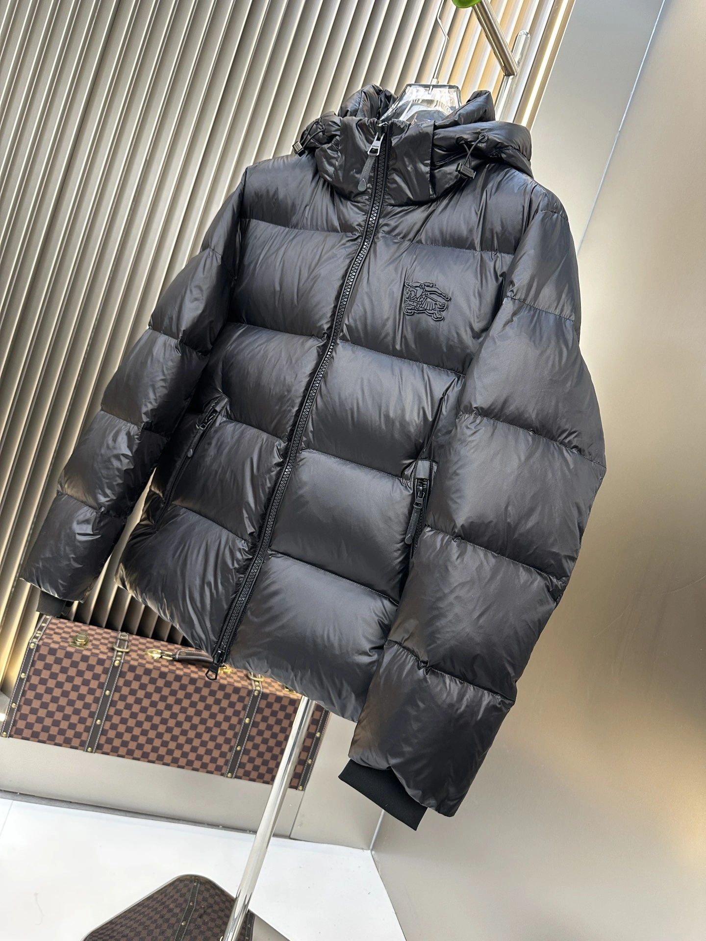 Seasonal Burberry Down Jackets 106089