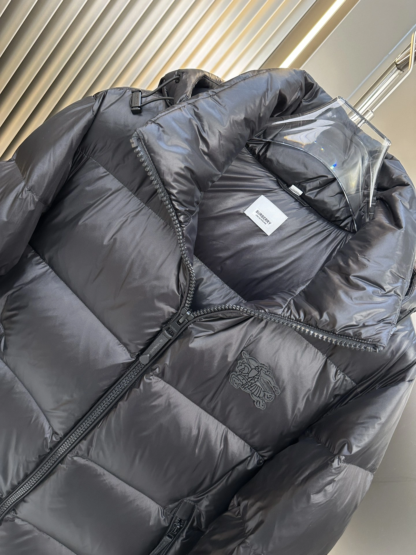 Seasonal Burberry Down Jackets 106089