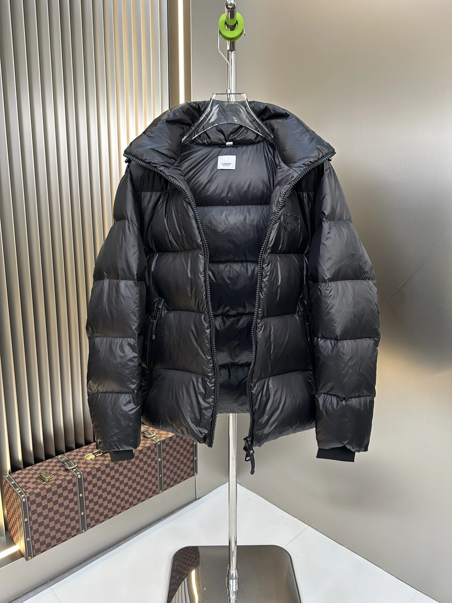 Seasonal Burberry Down Jackets 106089