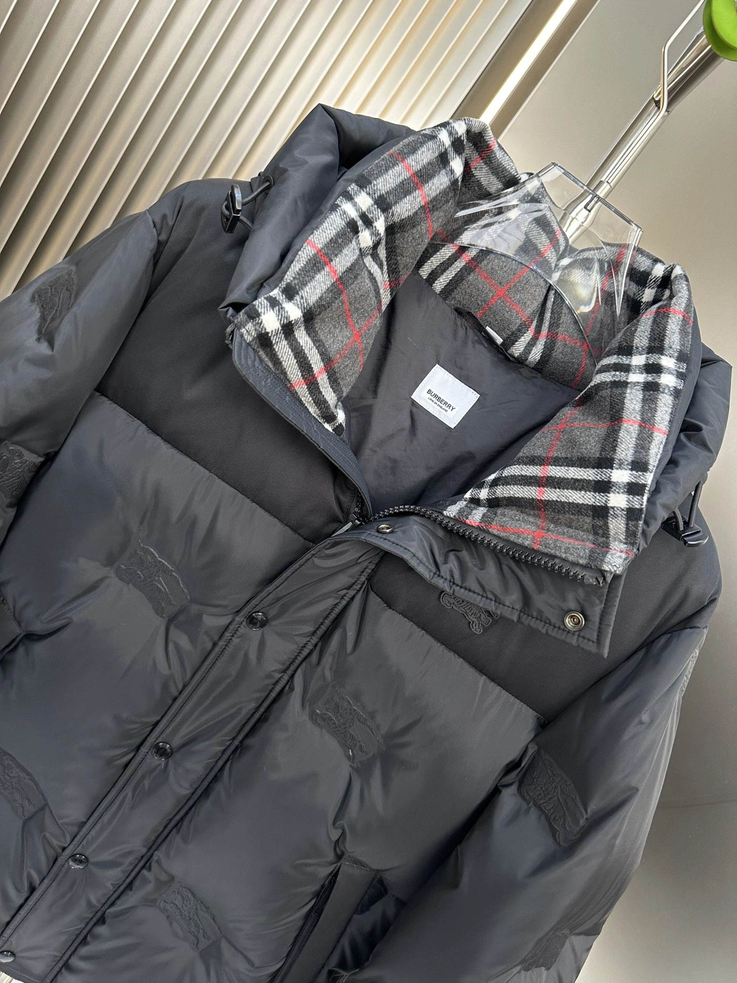 Youthful Burberry Down Jackets 106088