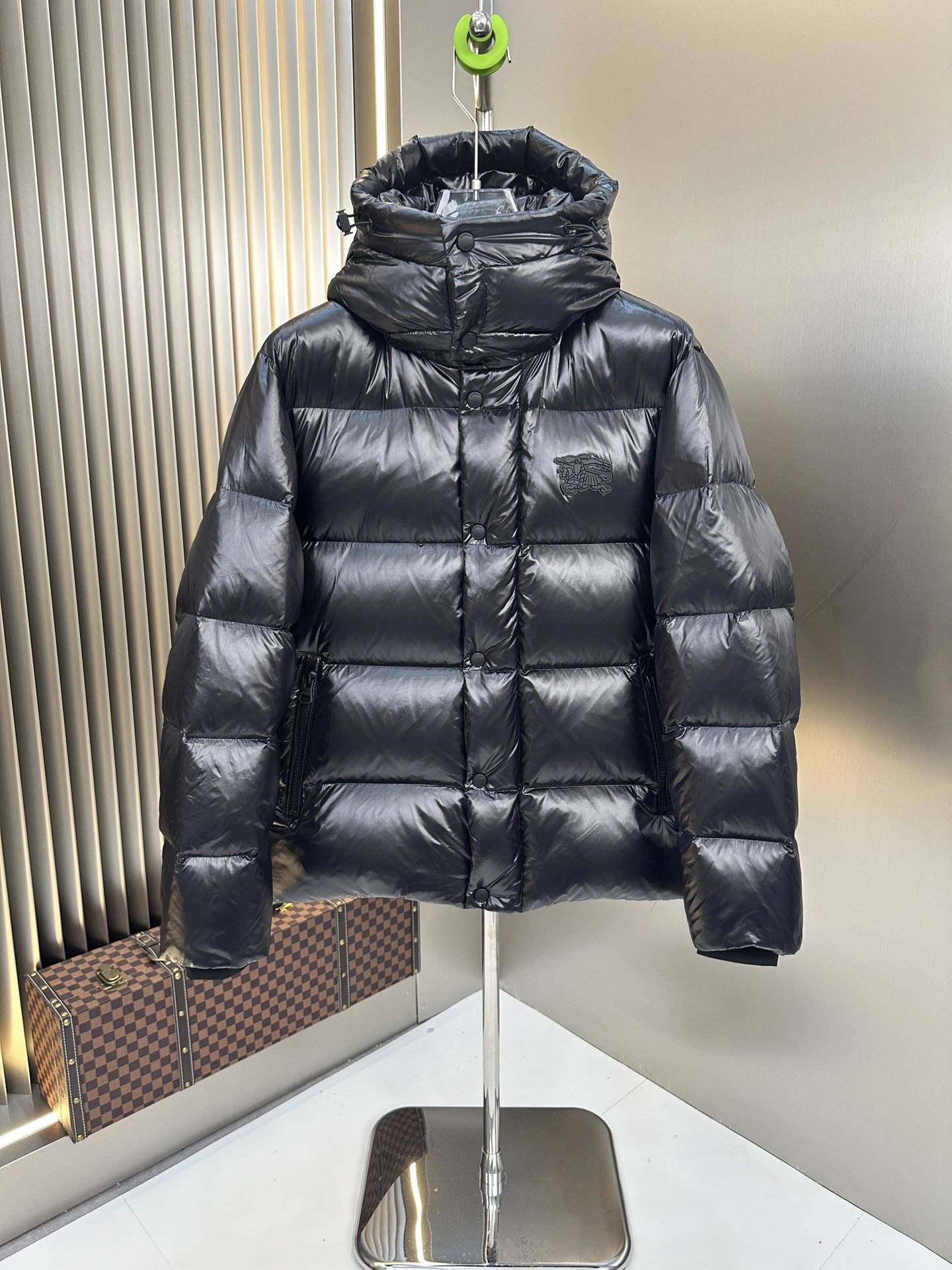 Tailored Burberry Down Jackets 106084