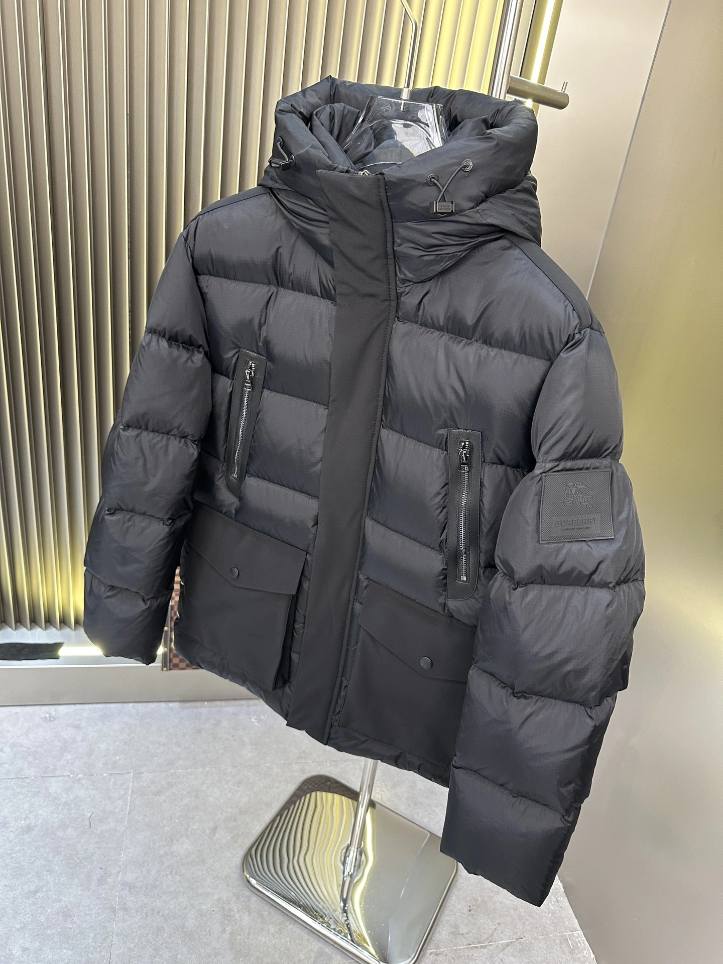 Burberry Down Jackets Popular 106081