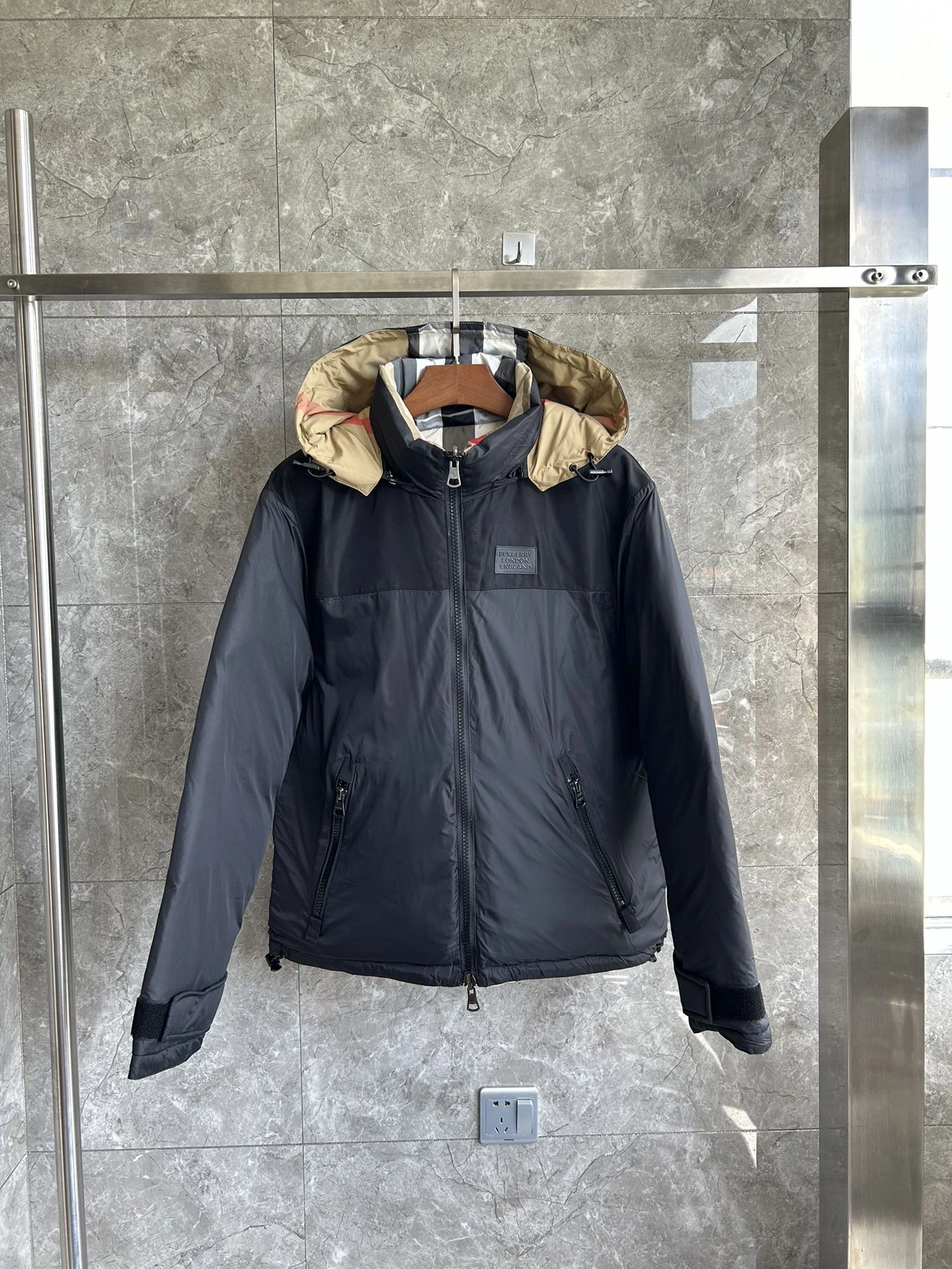 Burberry Down Jackets EyeCatching 106126