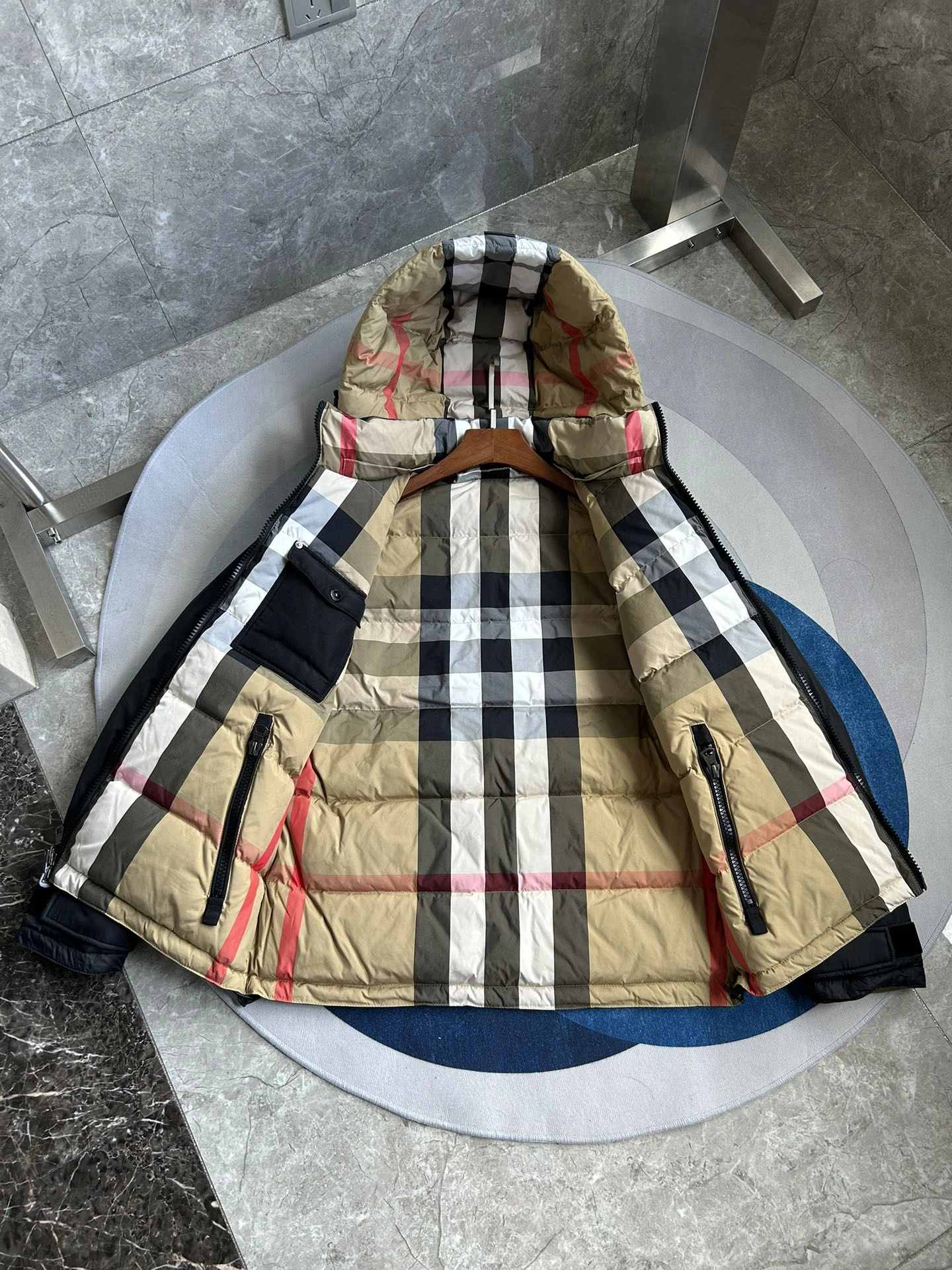 Burberry Down Jackets EyeCatching 106126