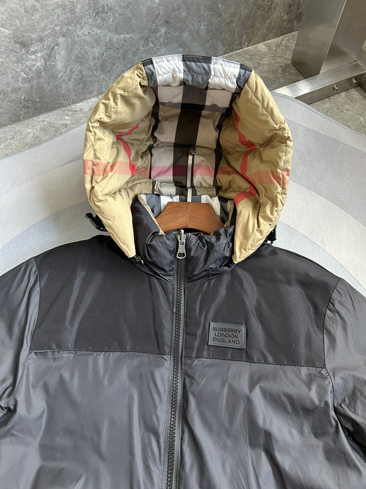 Burberry Down Jackets EyeCatching 106126