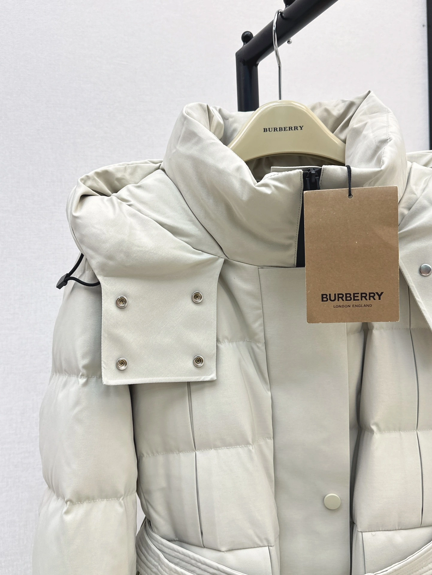 Versatile Burberry Down Jackets 106071