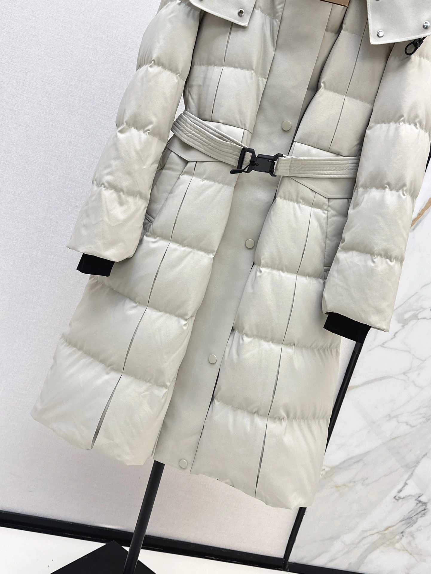 Versatile Burberry Down Jackets 106071