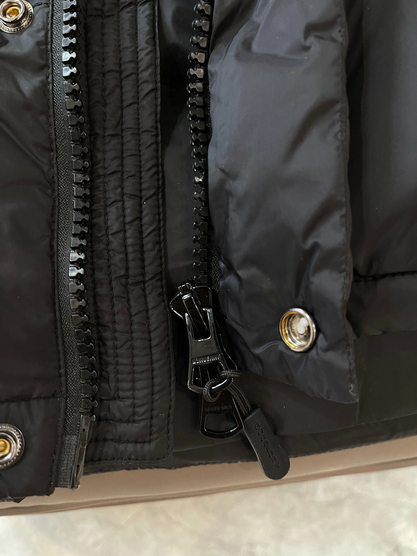 Effortless Burberry Down Jackets 99057