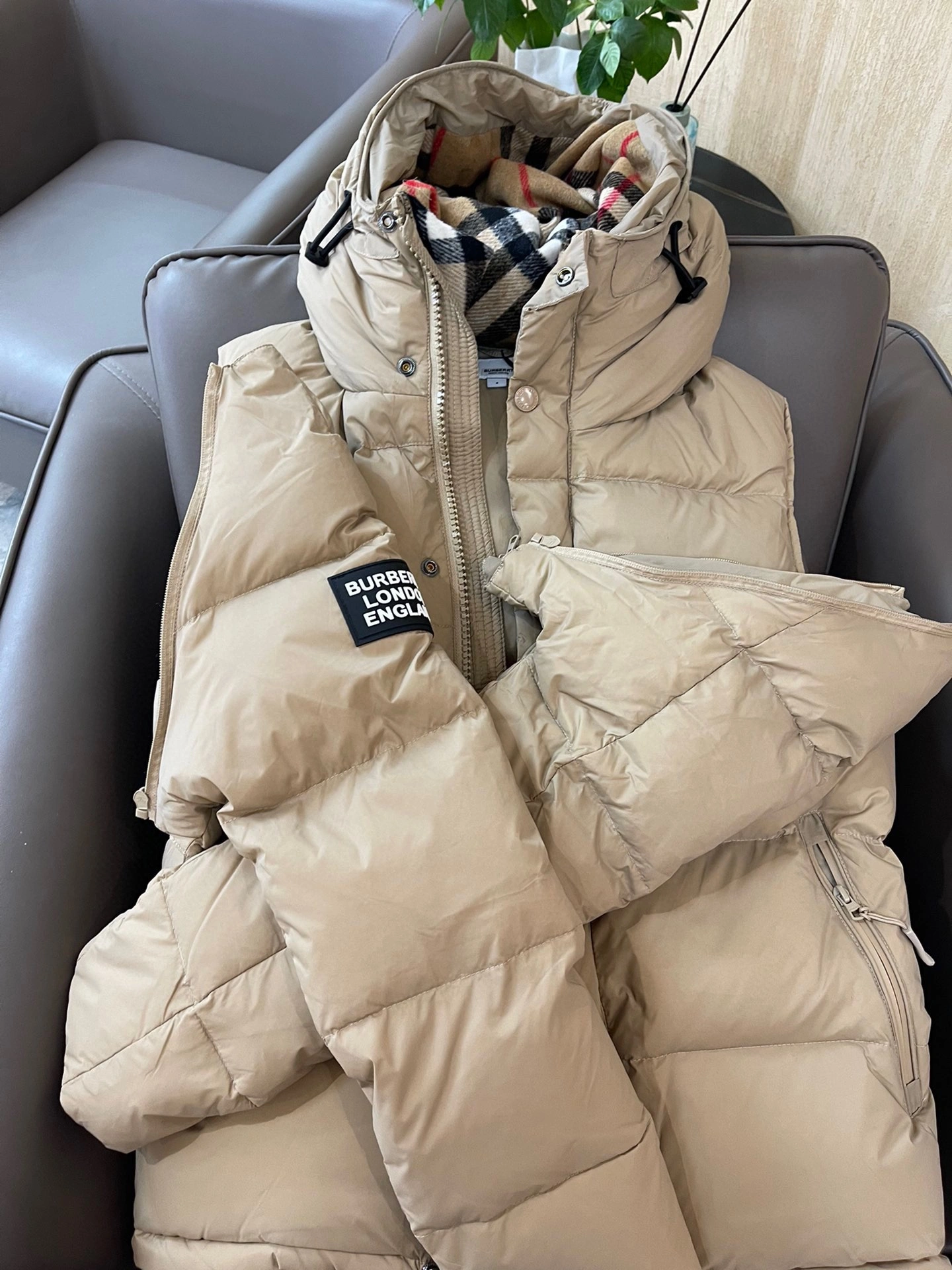 Comfortable Burberry Down Jackets 99068