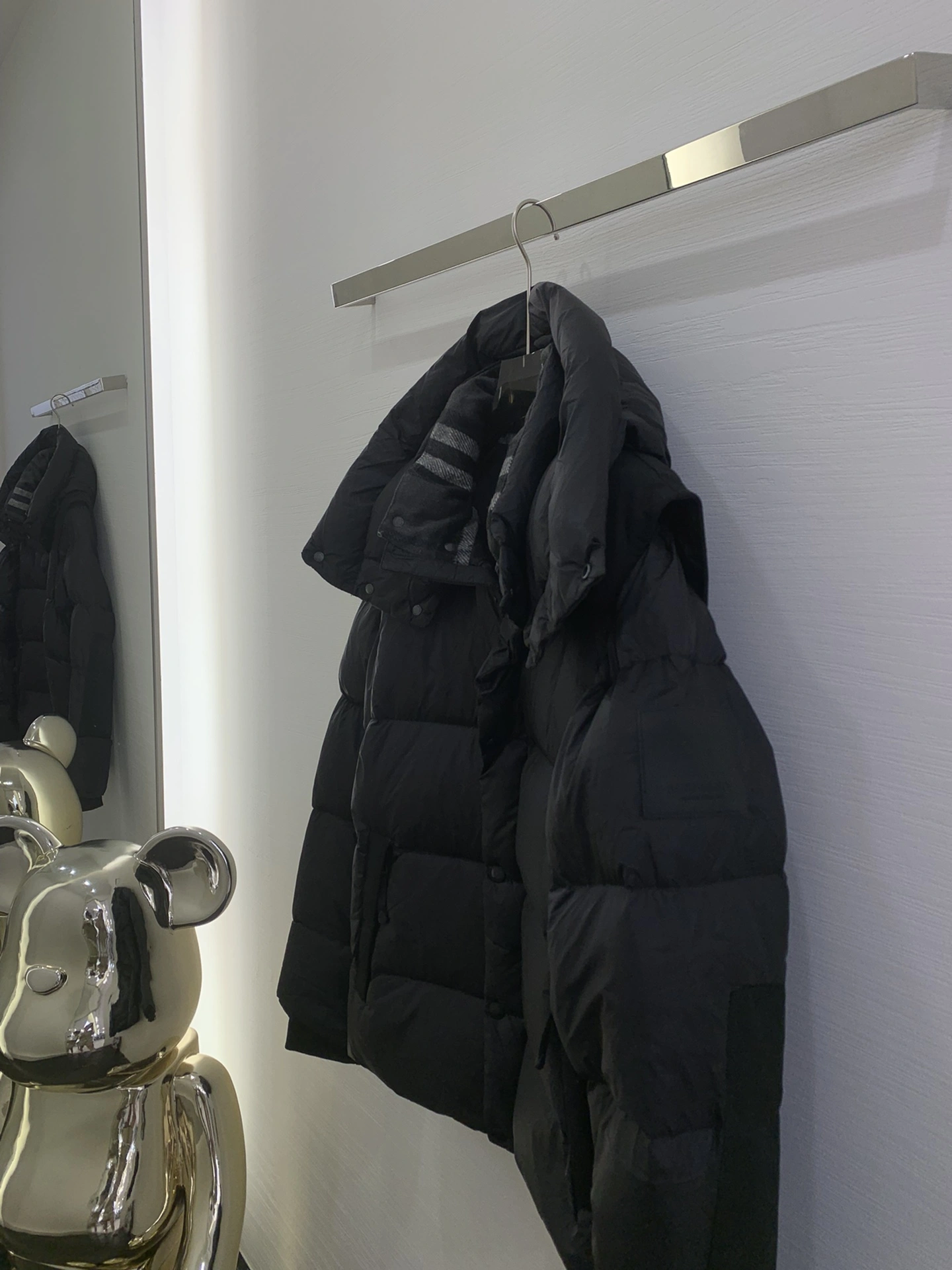 GoAnywhere Burberry Down Jackets 106065