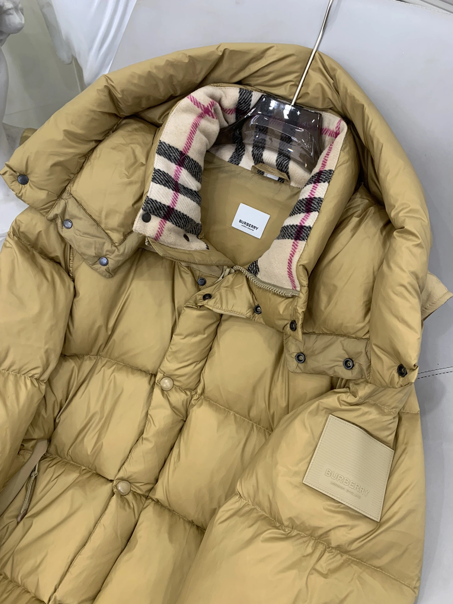 Burberry Down Jackets Vibrant 106064